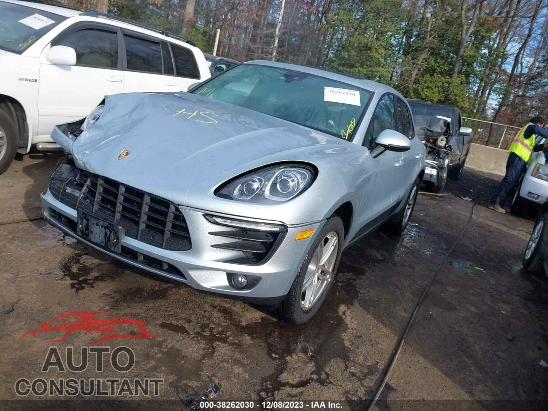 PORSCHE MACAN 2017 - WP1AA2A56HLB06436
