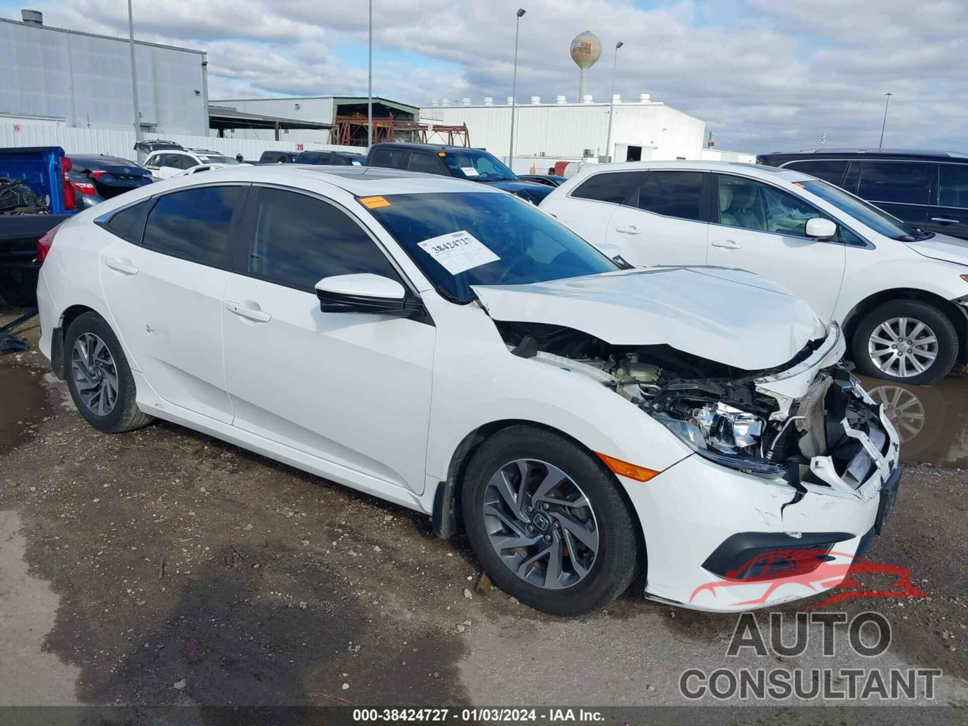 HONDA CIVIC 2018 - 19XFC2F78JE016747