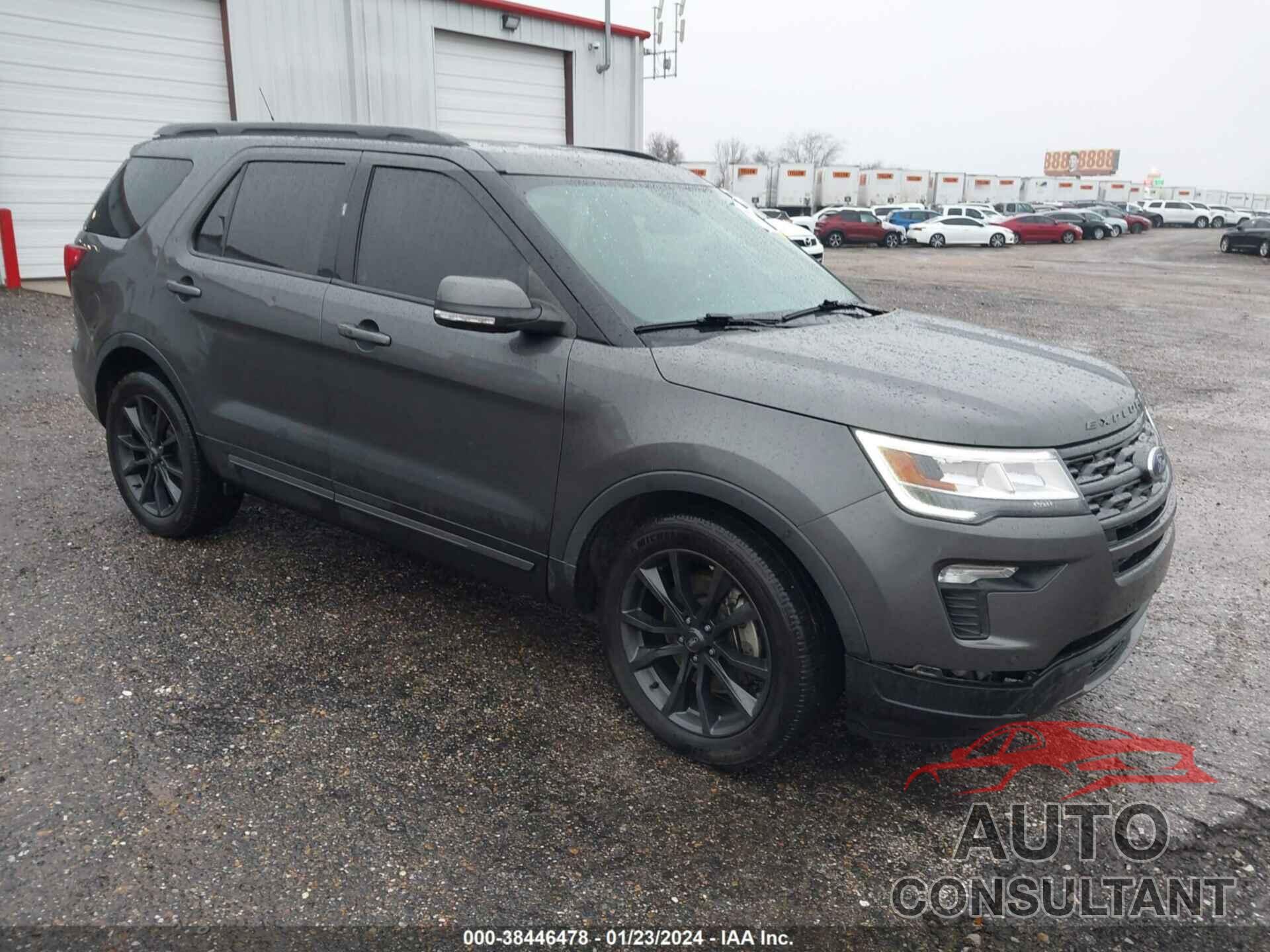 FORD EXPLORER 2018 - 1FM5K7D80JGC47435