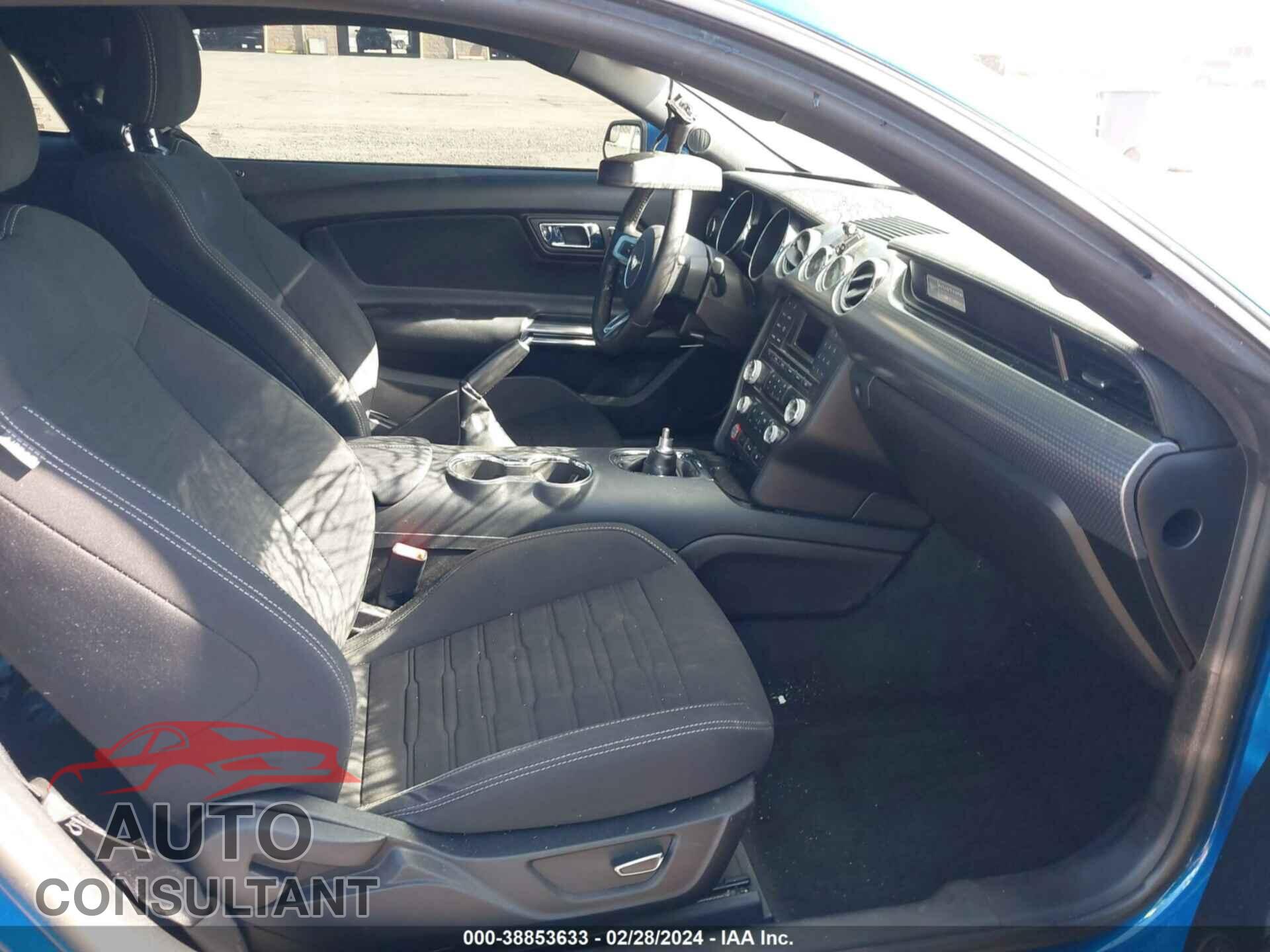 FORD MUSTANG 2017 - 1FA6P8CF3H5266475