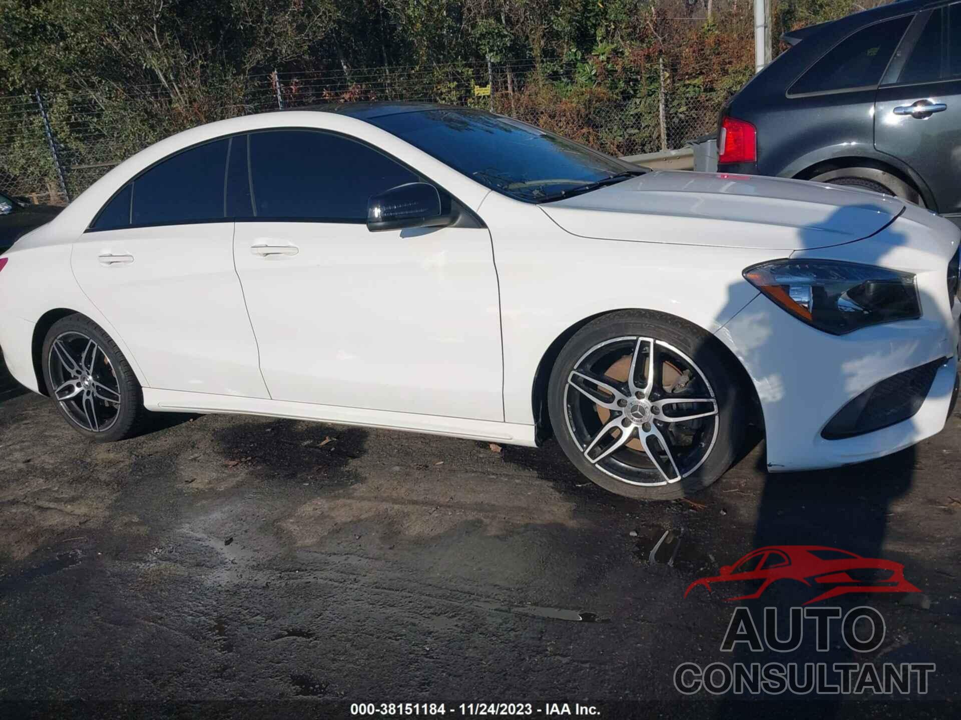 MERCEDES-BENZ CLA 250 2018 - WDDSJ4GB8JN636051