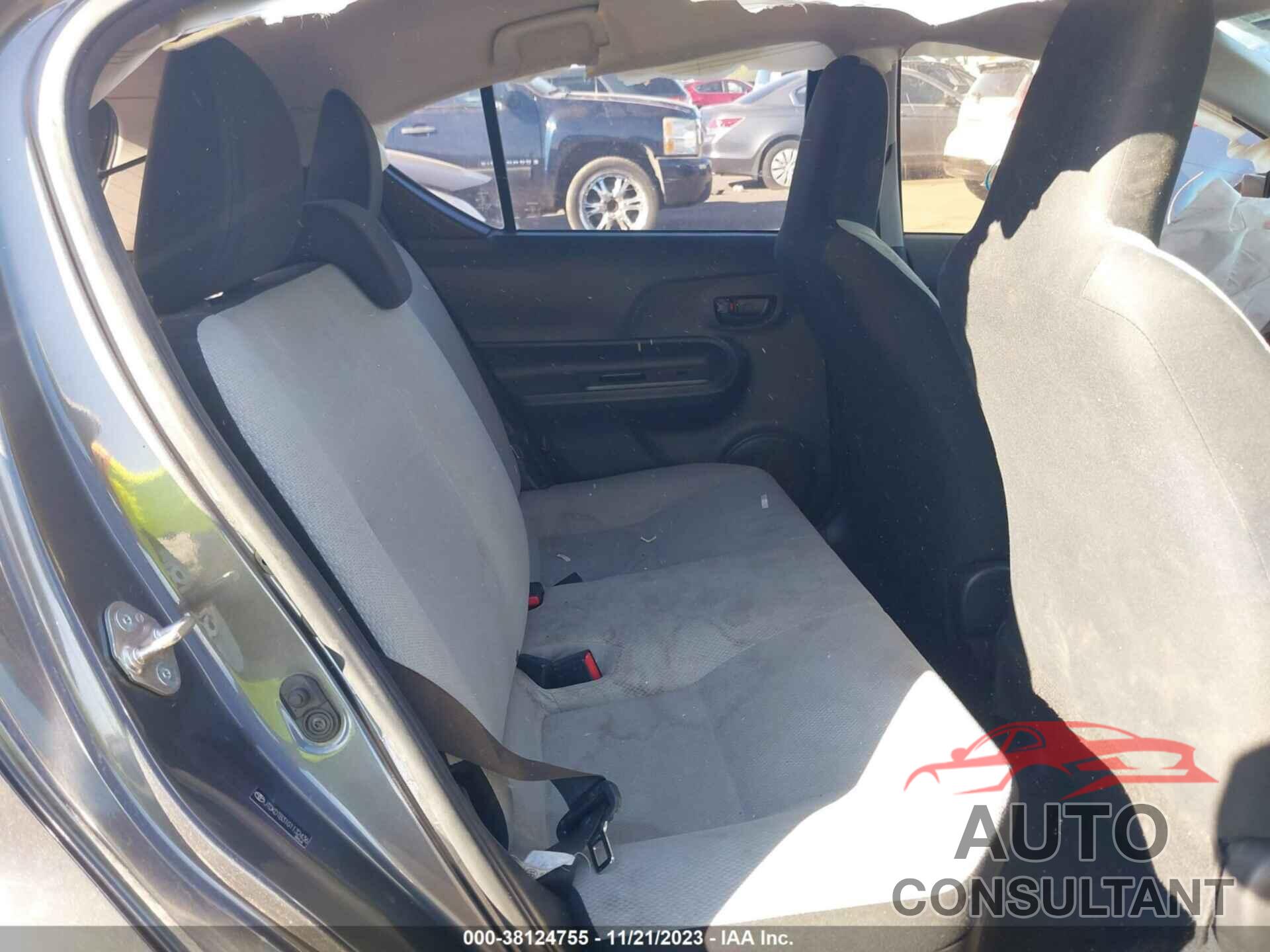 TOYOTA PRIUS C 2016 - JTDKDTB31G1132436