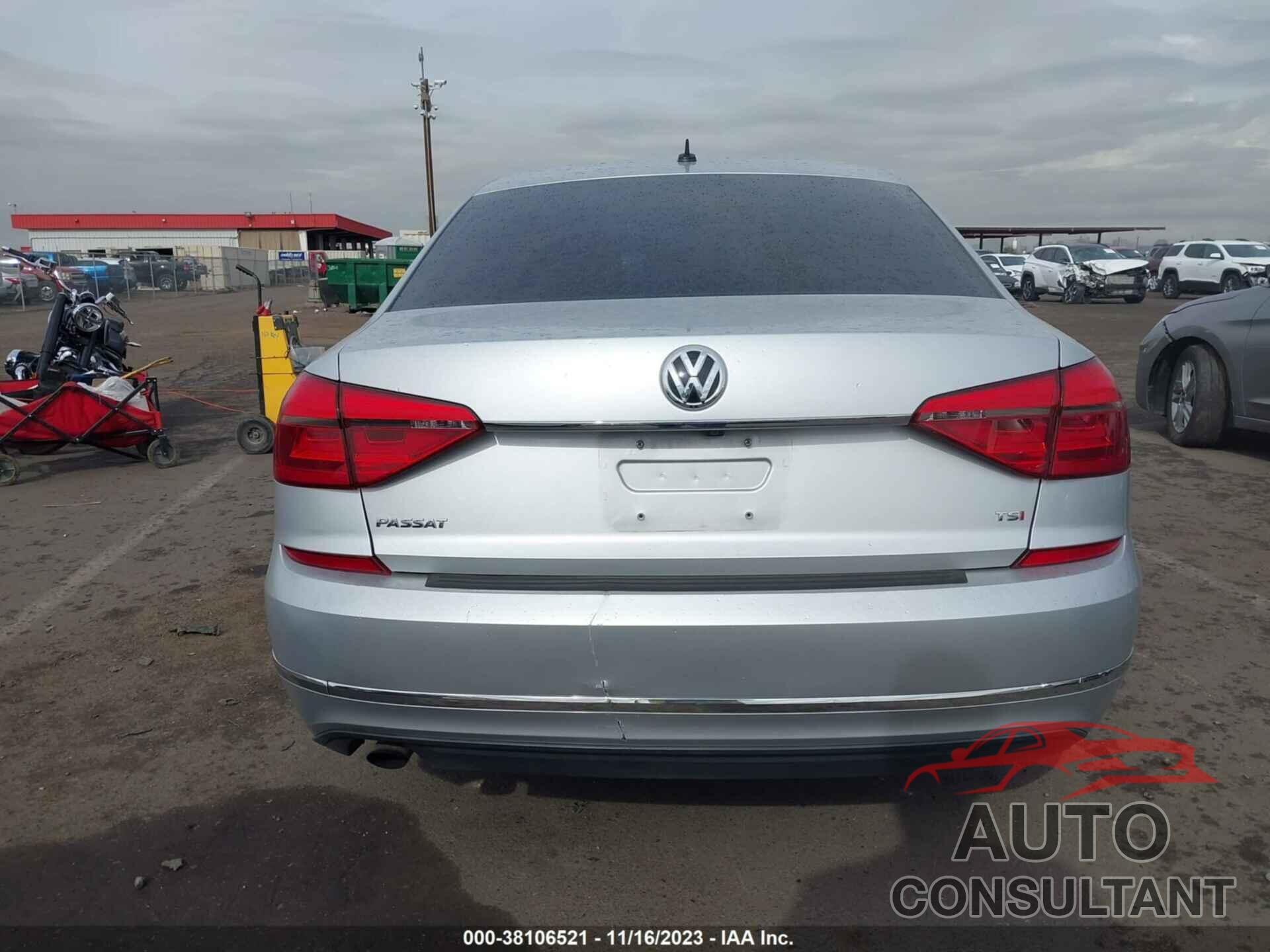 VOLKSWAGEN PASSAT 2016 - 1VWAT7A36GC061775