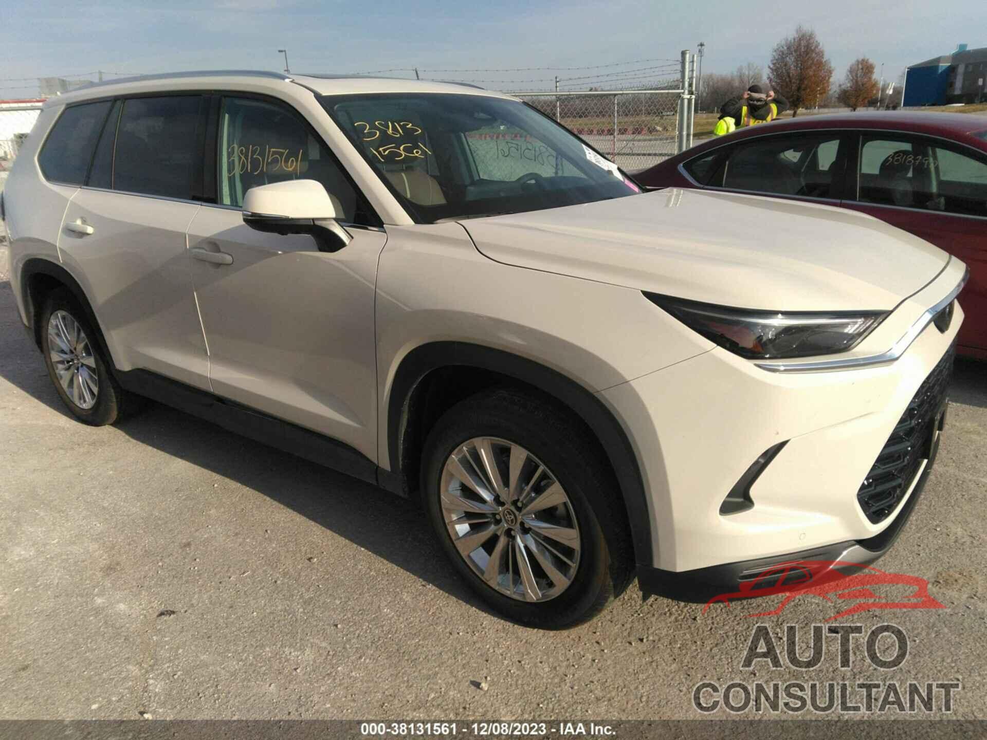 TOYOTA GRAND HIGHLANDER 2024 - 5TDAAAB53RS011794