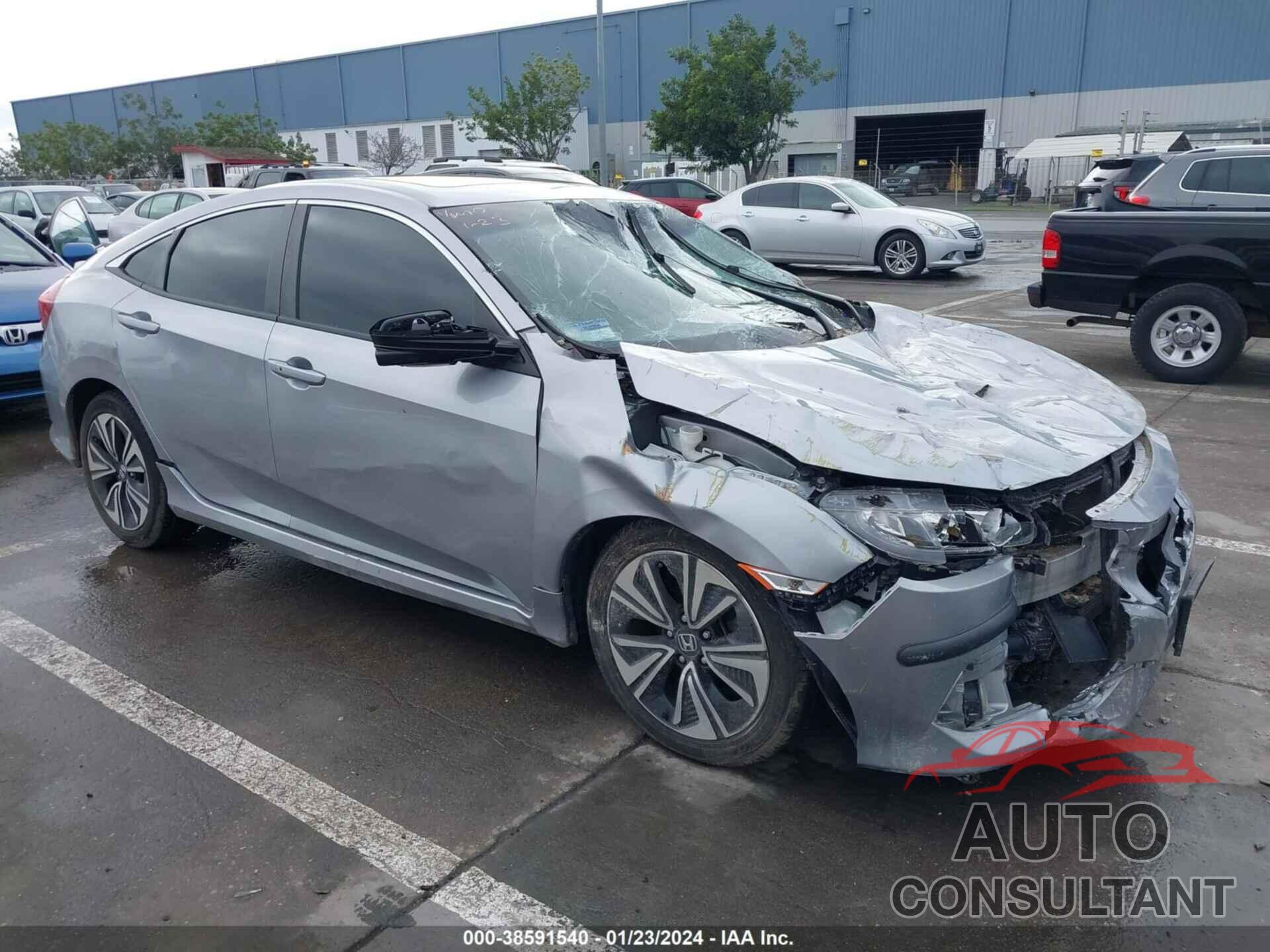 HONDA CIVIC 2018 - JHMFC1F32JX020069