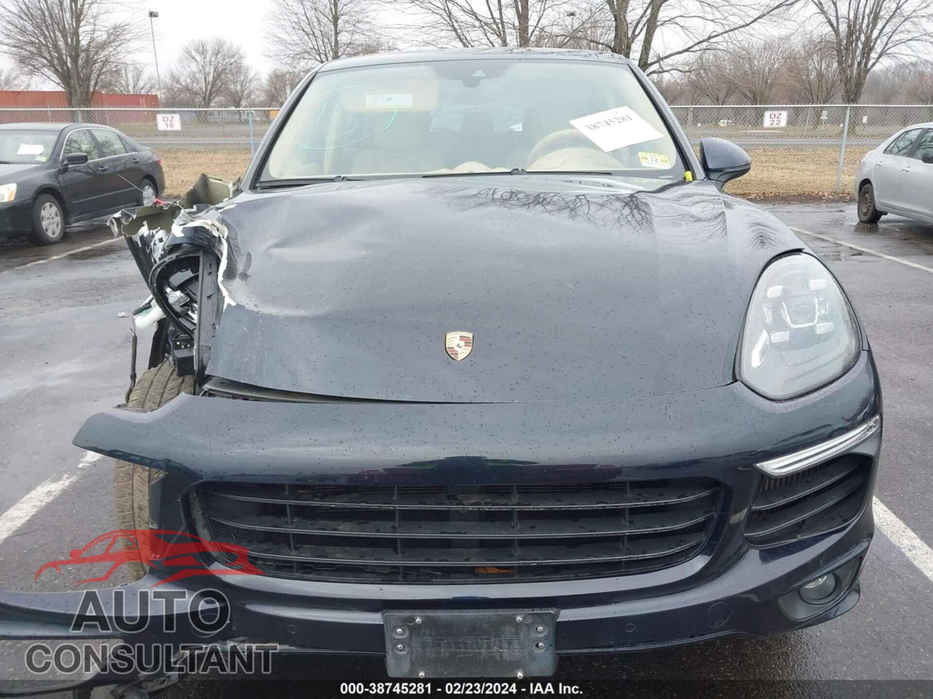 PORSCHE CAYENNE 2016 - WP1AB2A29GLA97054