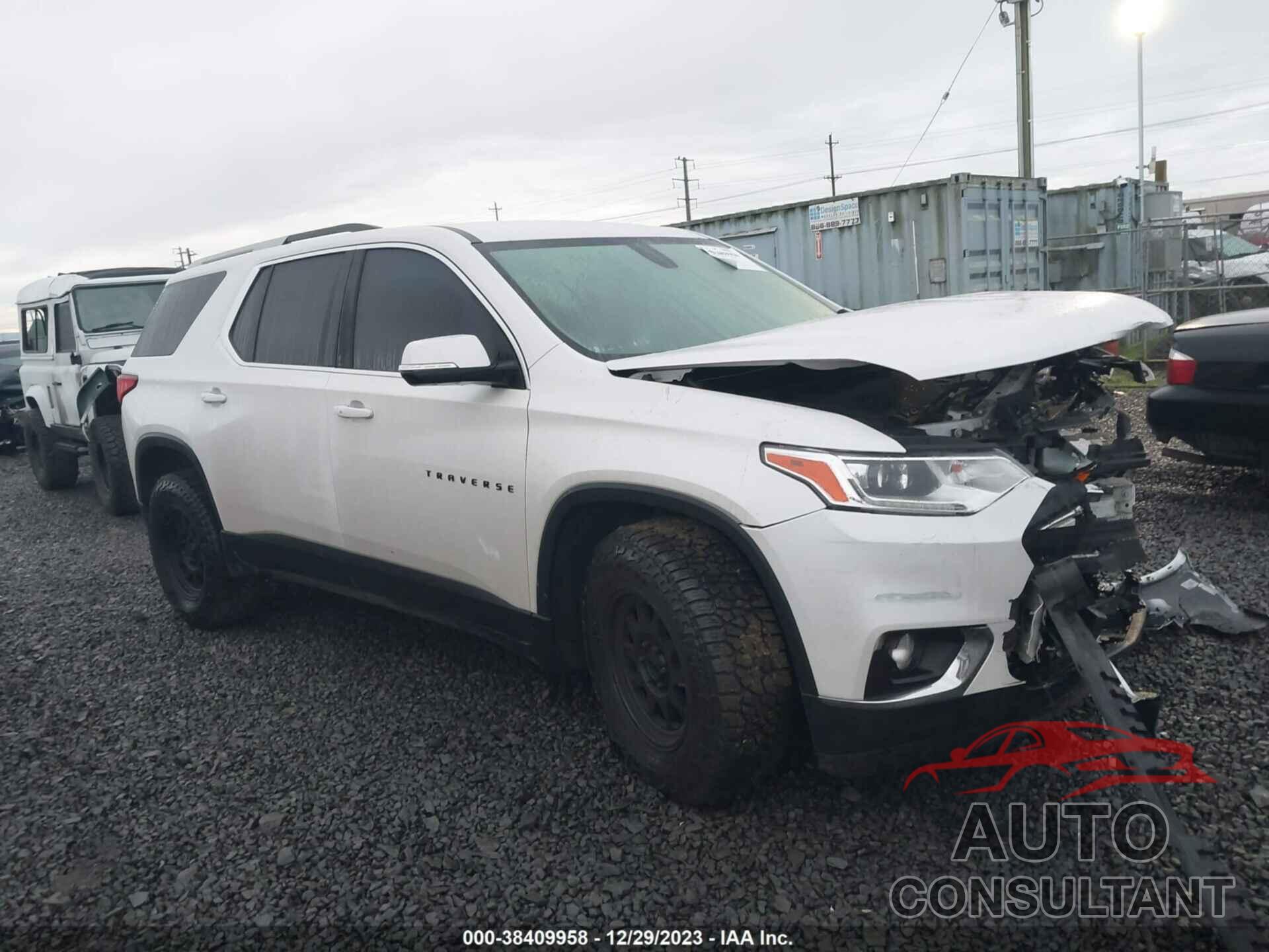 CHEVROLET TRAVERSE 2018 - 1GNEVHKW8JJ217385