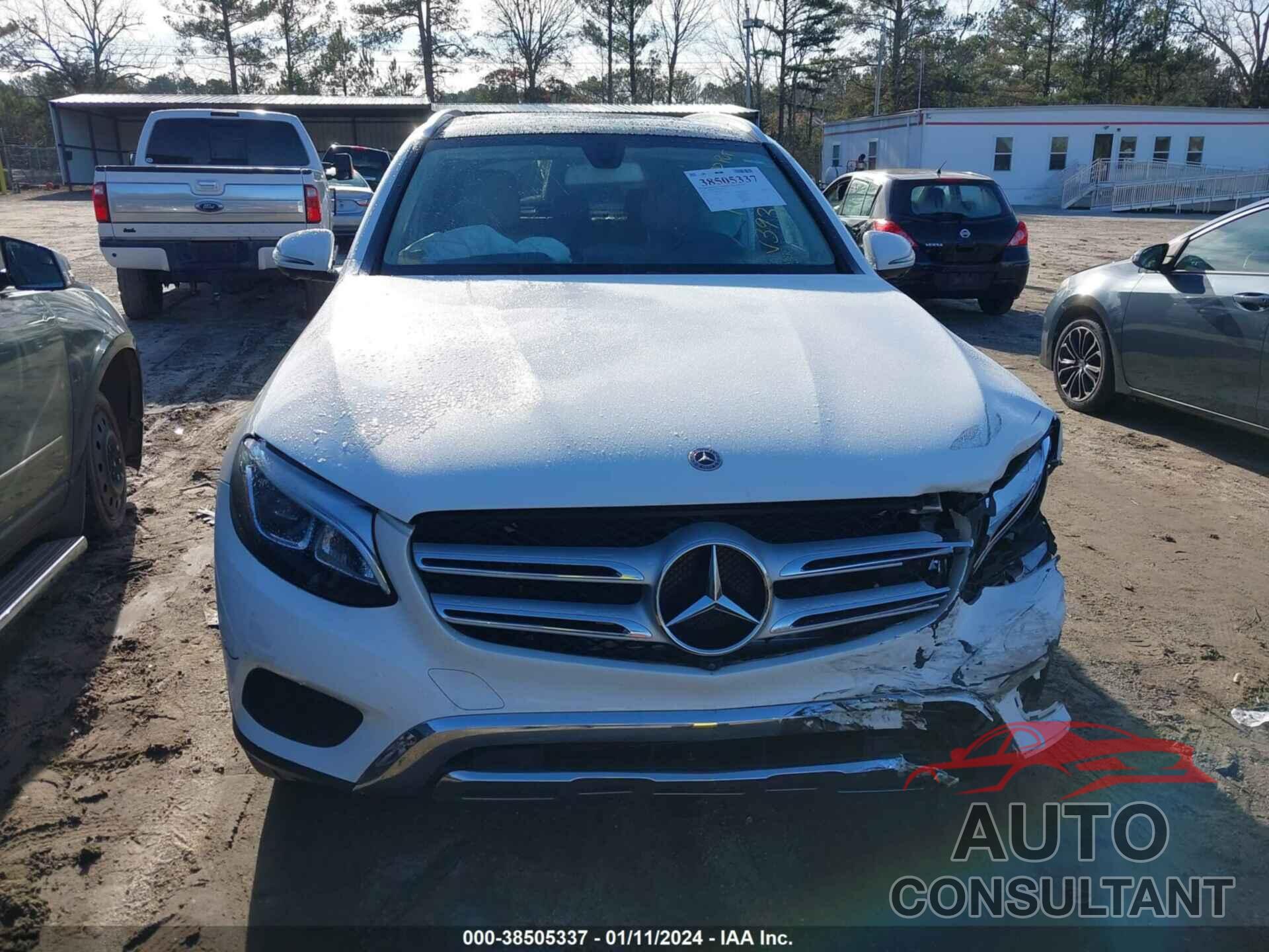 MERCEDES-BENZ GLC 300 2018 - WDC0G4JB6JV093933