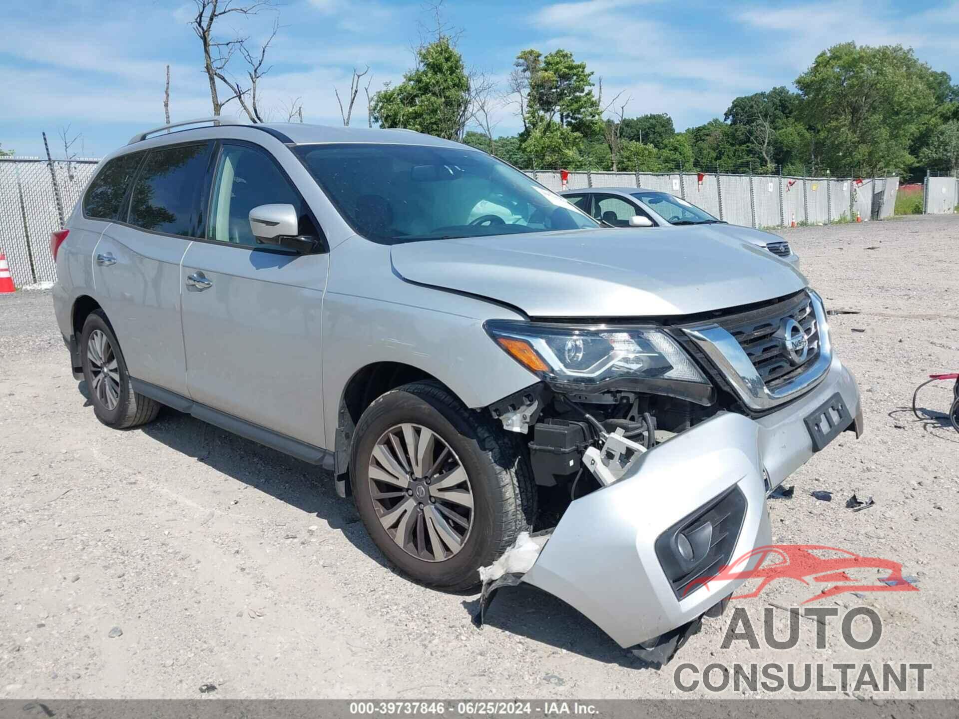 NISSAN PATHFINDER 2019 - 5N1DR2MM9KC645601