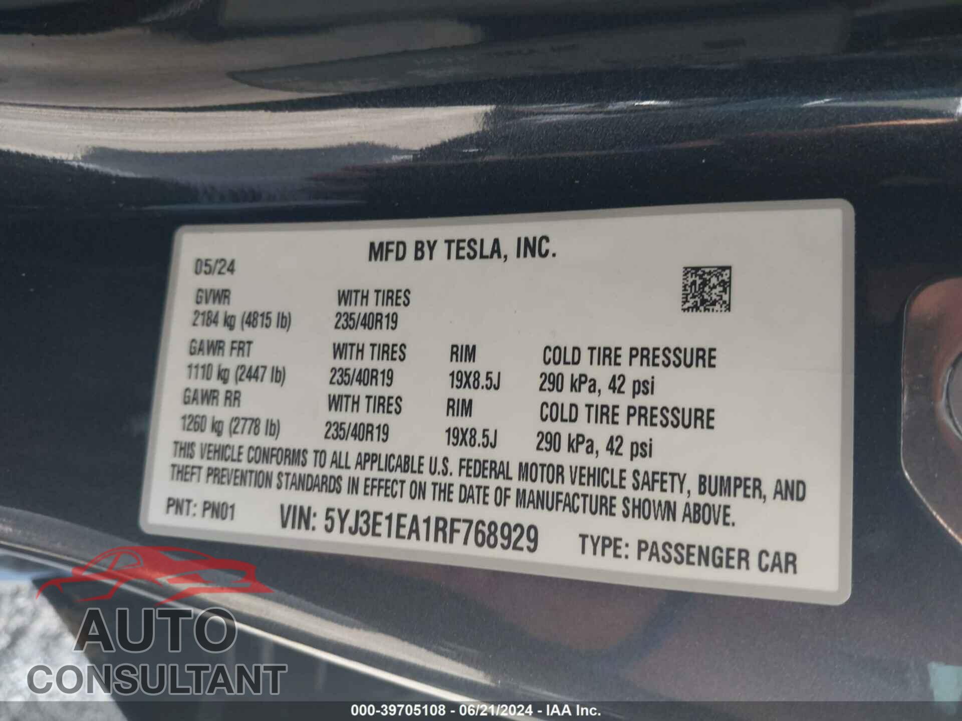 TESLA MODEL 3 2024 - 5YJ3E1EA1RF768929