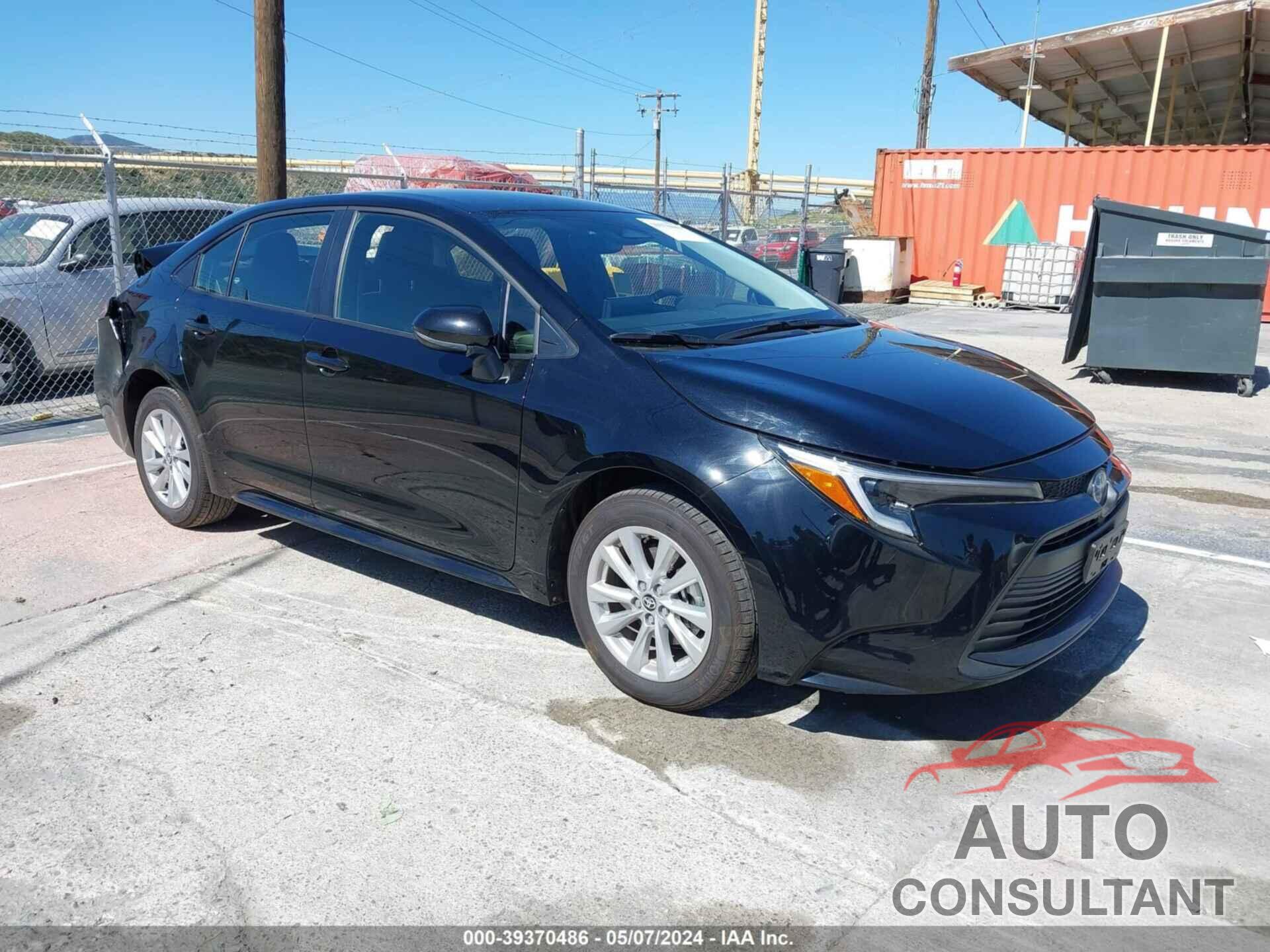 TOYOTA COROLLA 2024 - JTDBCMFEXR3045680