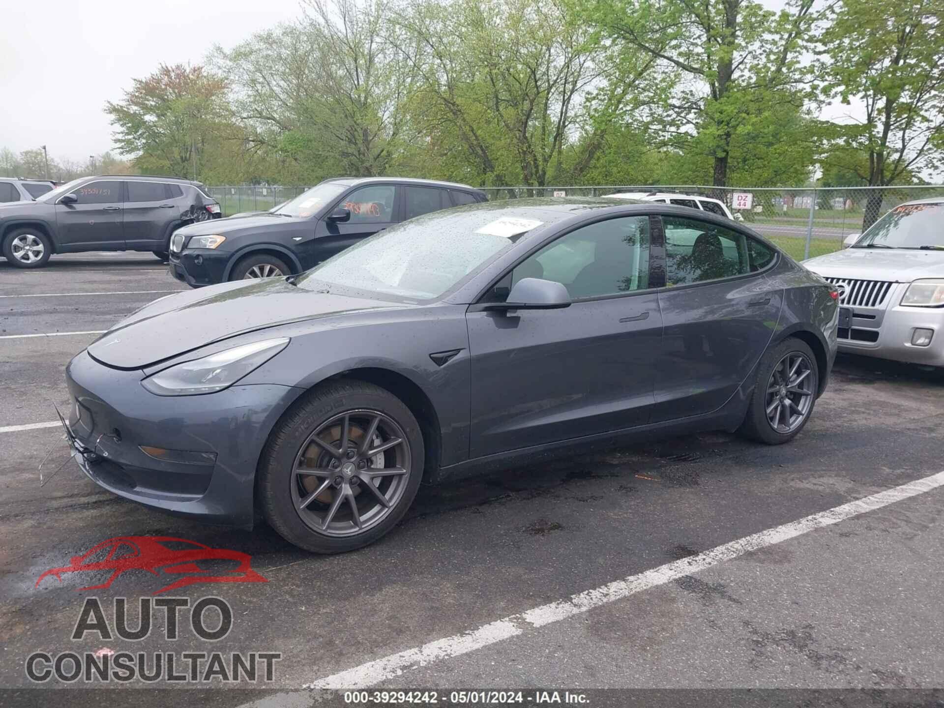 TESLA MODEL 3 2021 - 5YJ3E1EA5MF047005
