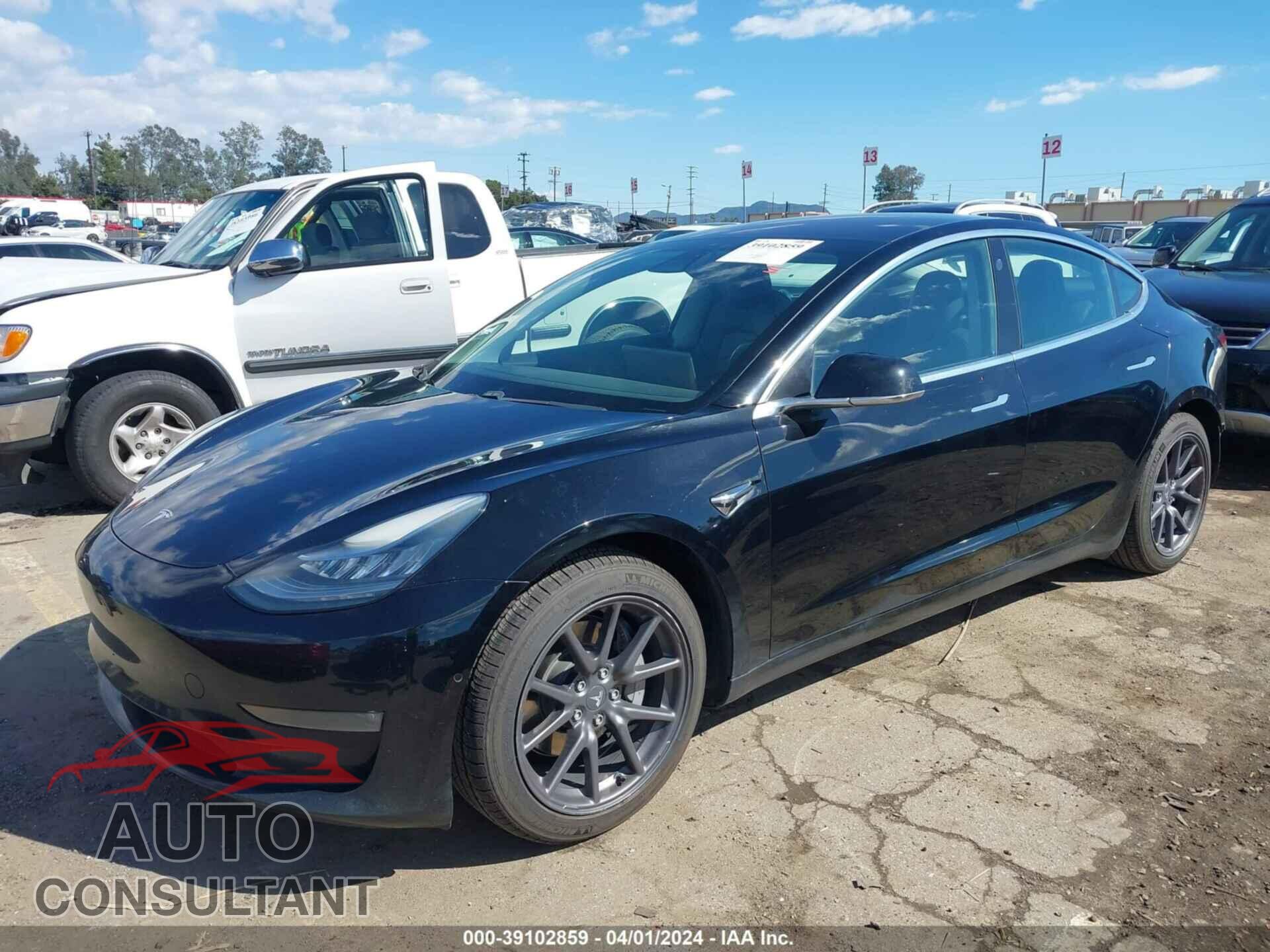 TESLA MODEL 3 2018 - 5YJ3E1EB7JF183561