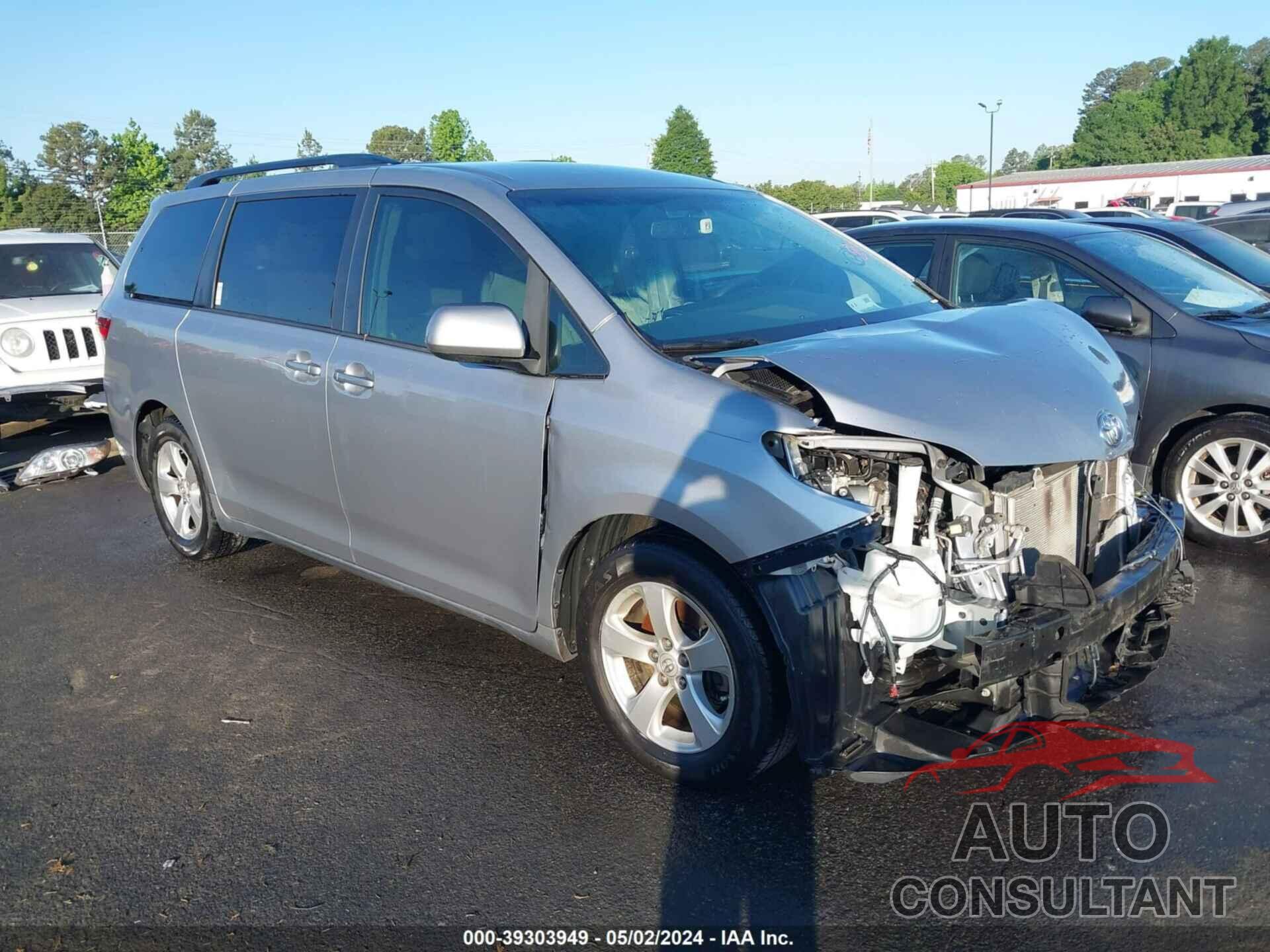 TOYOTA SIENNA 2017 - 5TDKZ3DC6HS881395