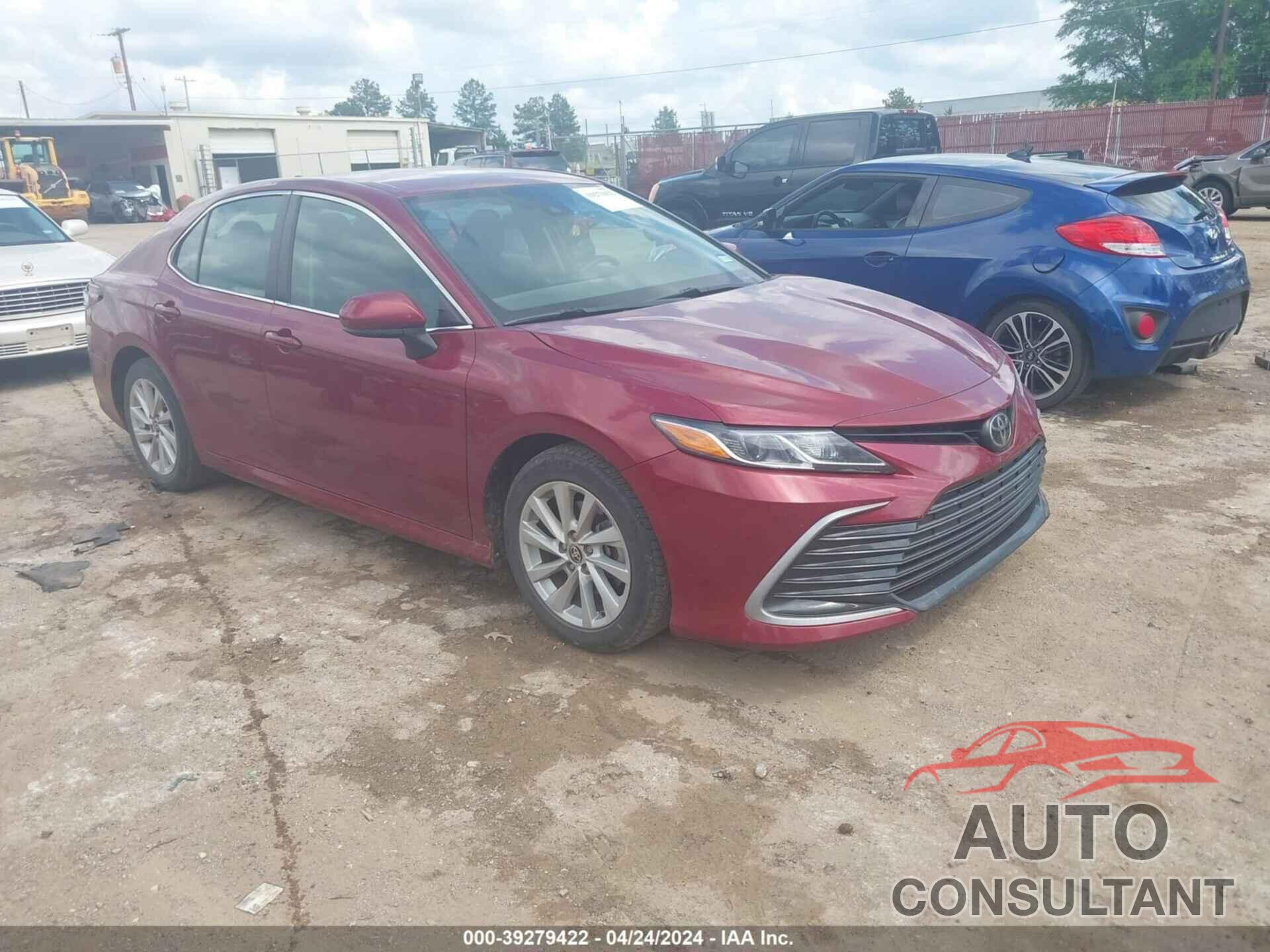 TOYOTA CAMRY 2022 - 4T1C11AK8NU001375