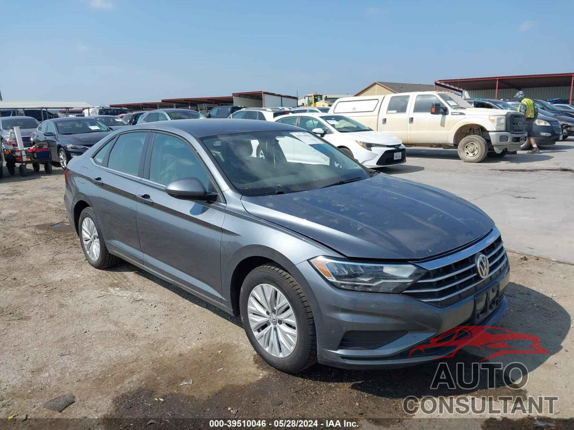 VOLKSWAGEN JETTA 2019 - 3VWC57BU4KM116564