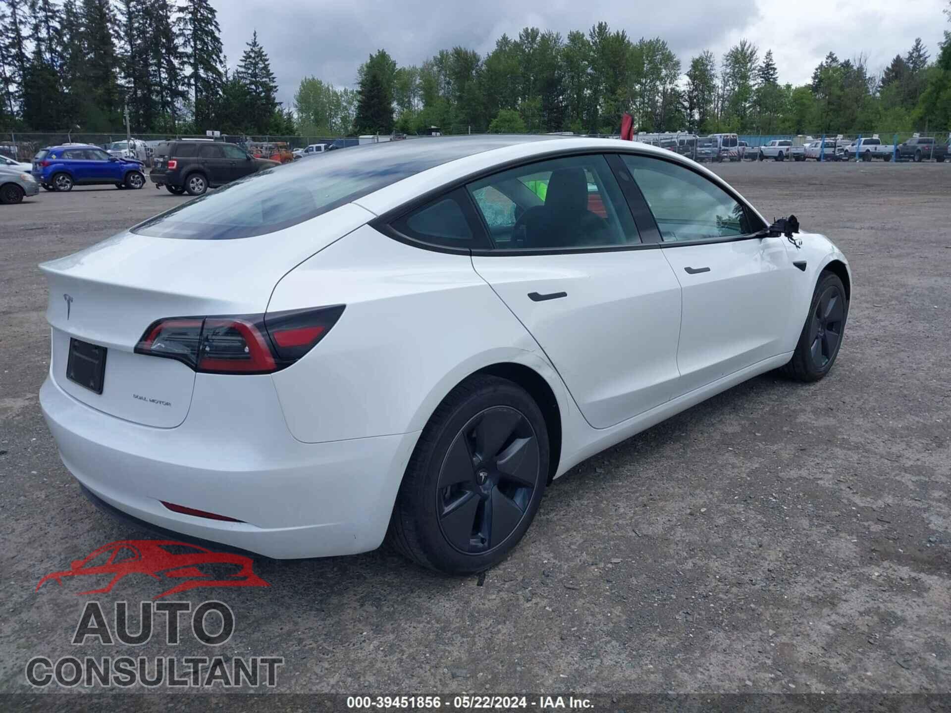 TESLA MODEL 3 2023 - LRW3E1EB5PC843888