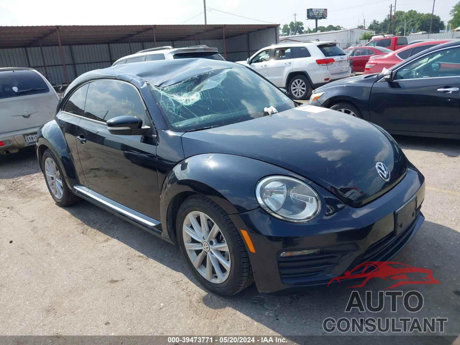 VOLKSWAGEN BEETLE 2018 - 3VWFD7AT2JM703224