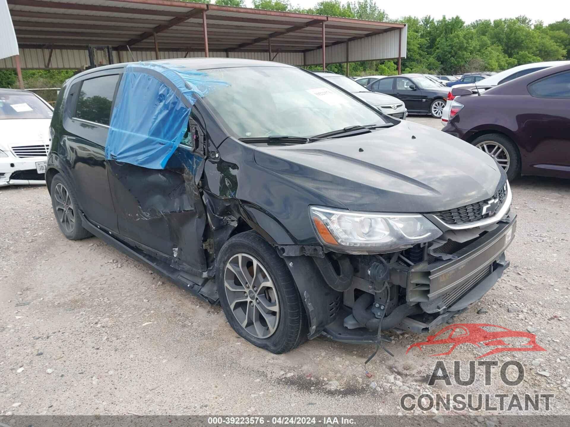 CHEVROLET SONIC 2019 - 1G1JD6SB2K4115116