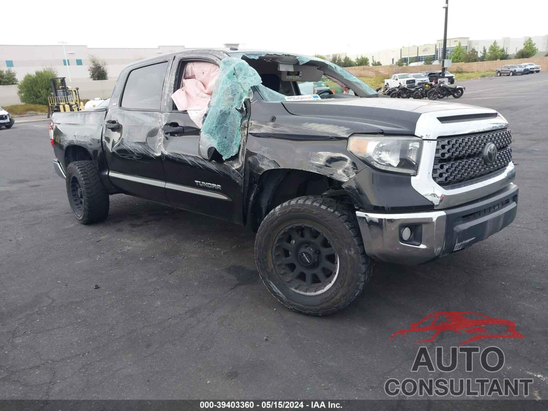 TOYOTA TUNDRA 2018 - 5TFEY5F19JX229944