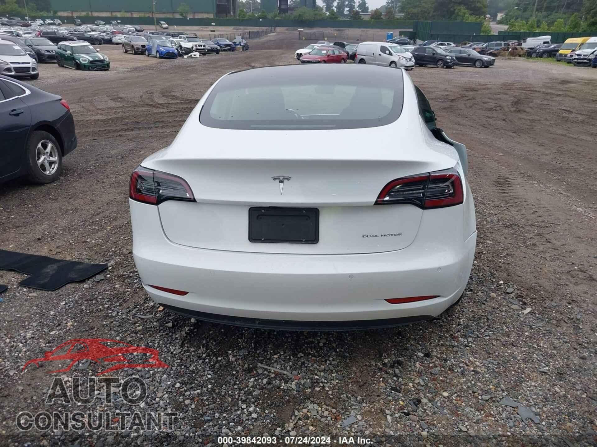 TESLA MODEL 3 2022 - 5YJ3E1EB3NF206694