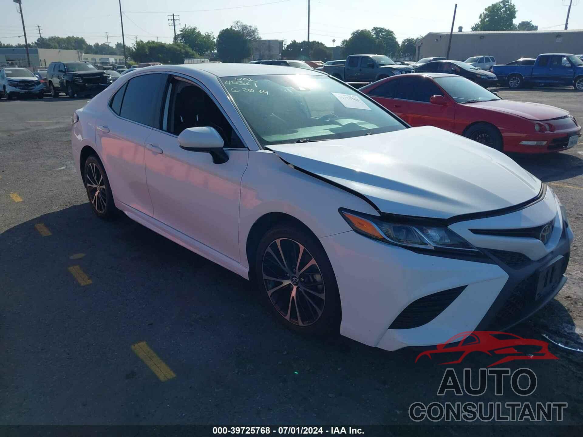 TOYOTA CAMRY 2020 - 4T1G11AK0LU940387