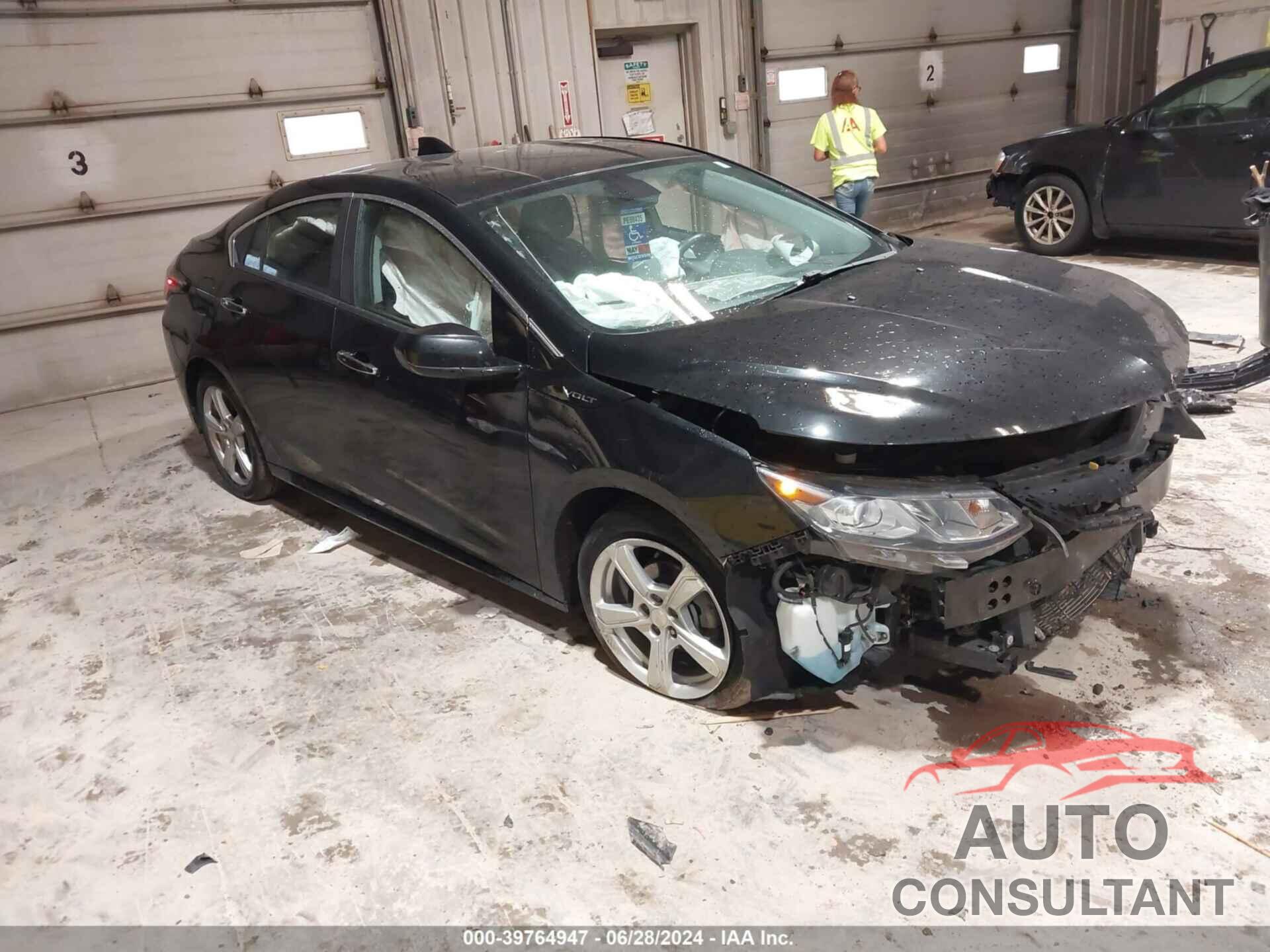 CHEVROLET VOLT 2018 - 1G1RC6S54JU149976