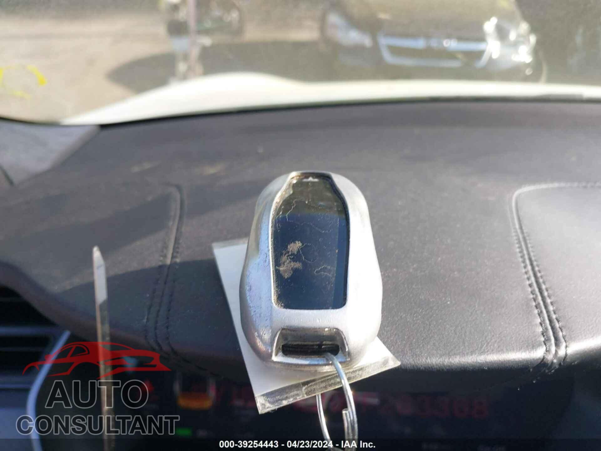 TESLA MODEL S 2018 - 5YJSA1E29JF263368
