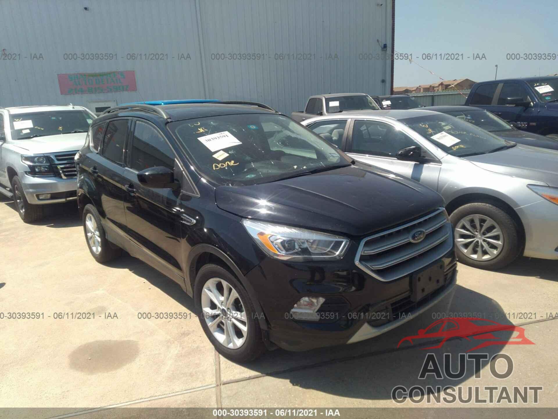 FORD ESCAPE 2017 - 1FMCU0GD9HUC65218