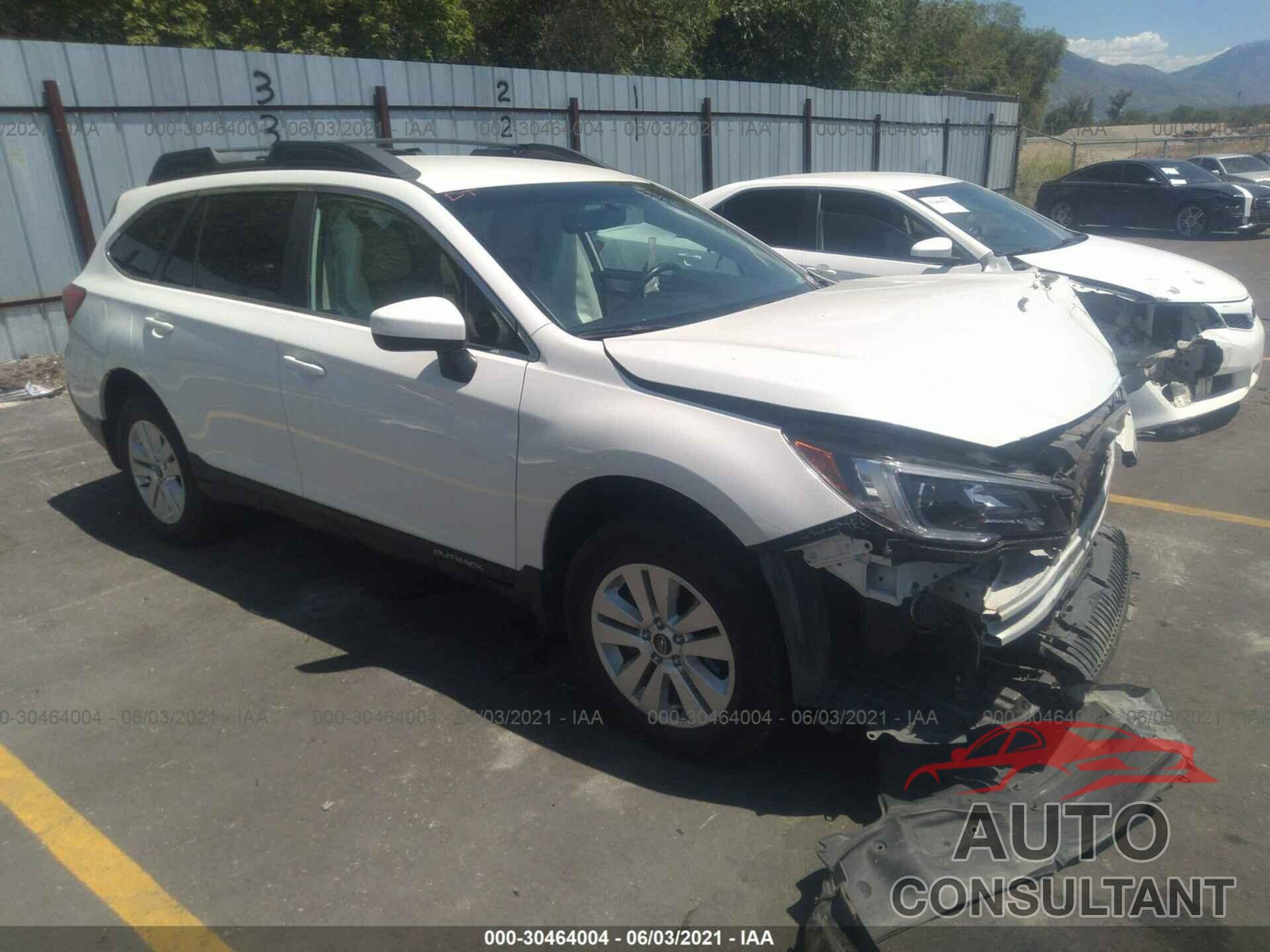 SUBARU OUTBACK 2018 - 4S4BSACC5J3235536