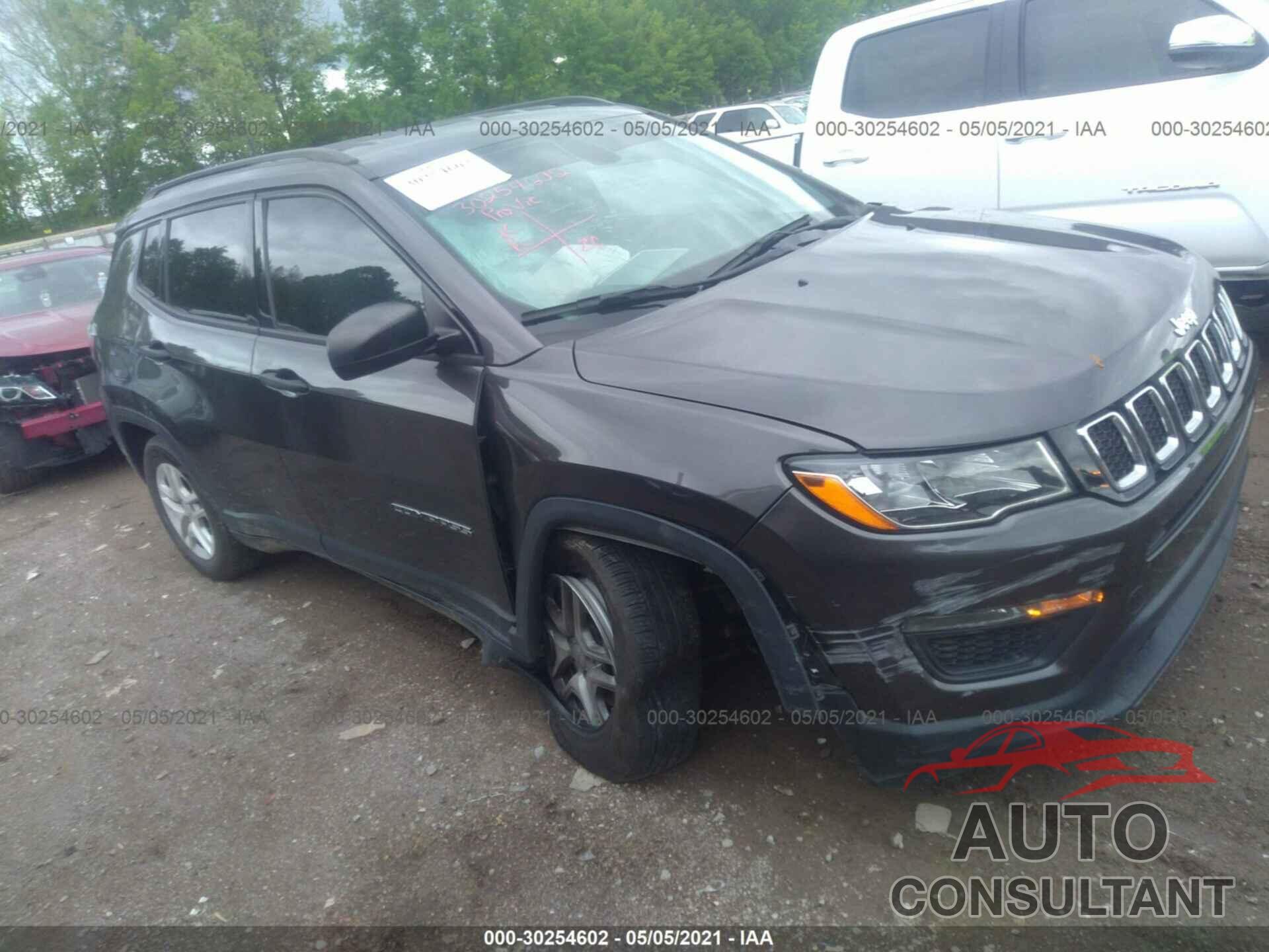 JEEP COMPASS 2018 - 3C4NJCAB5JT140019