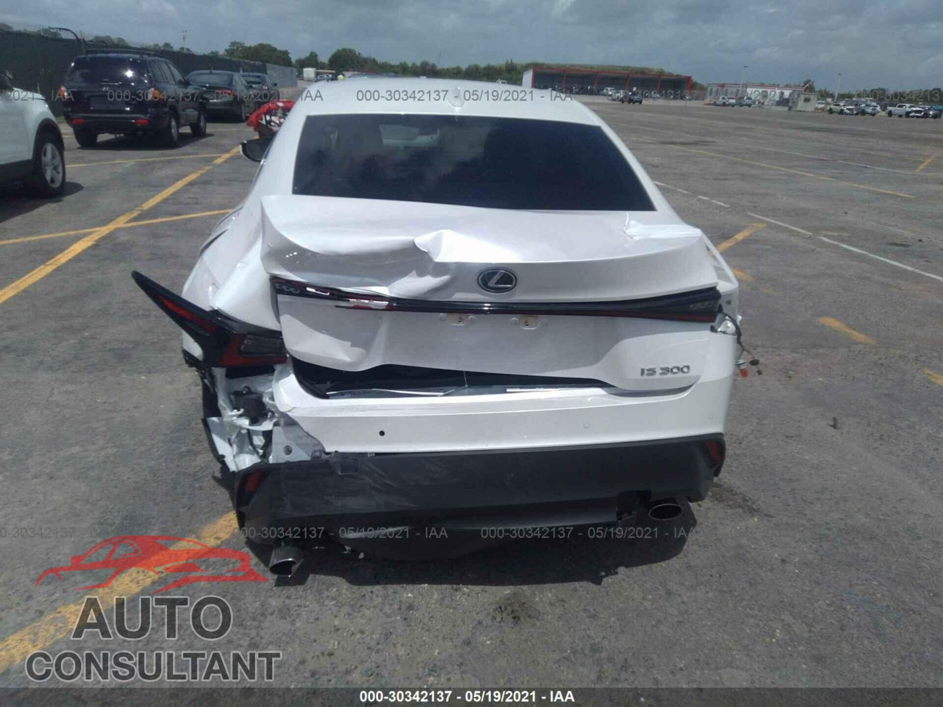 LEXUS IS 2021 - JTHCA1D22M5111054