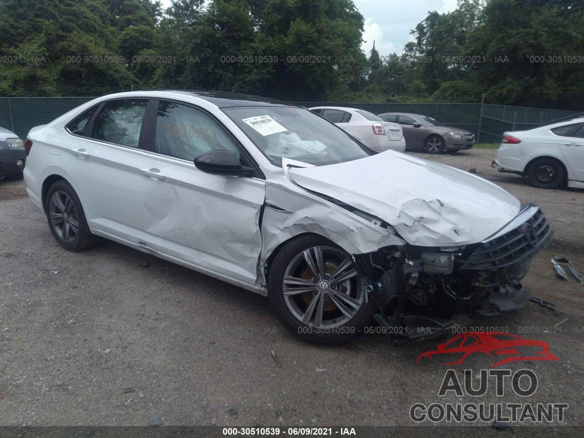 VOLKSWAGEN JETTA 2020 - 3VWN57BUXLM085086