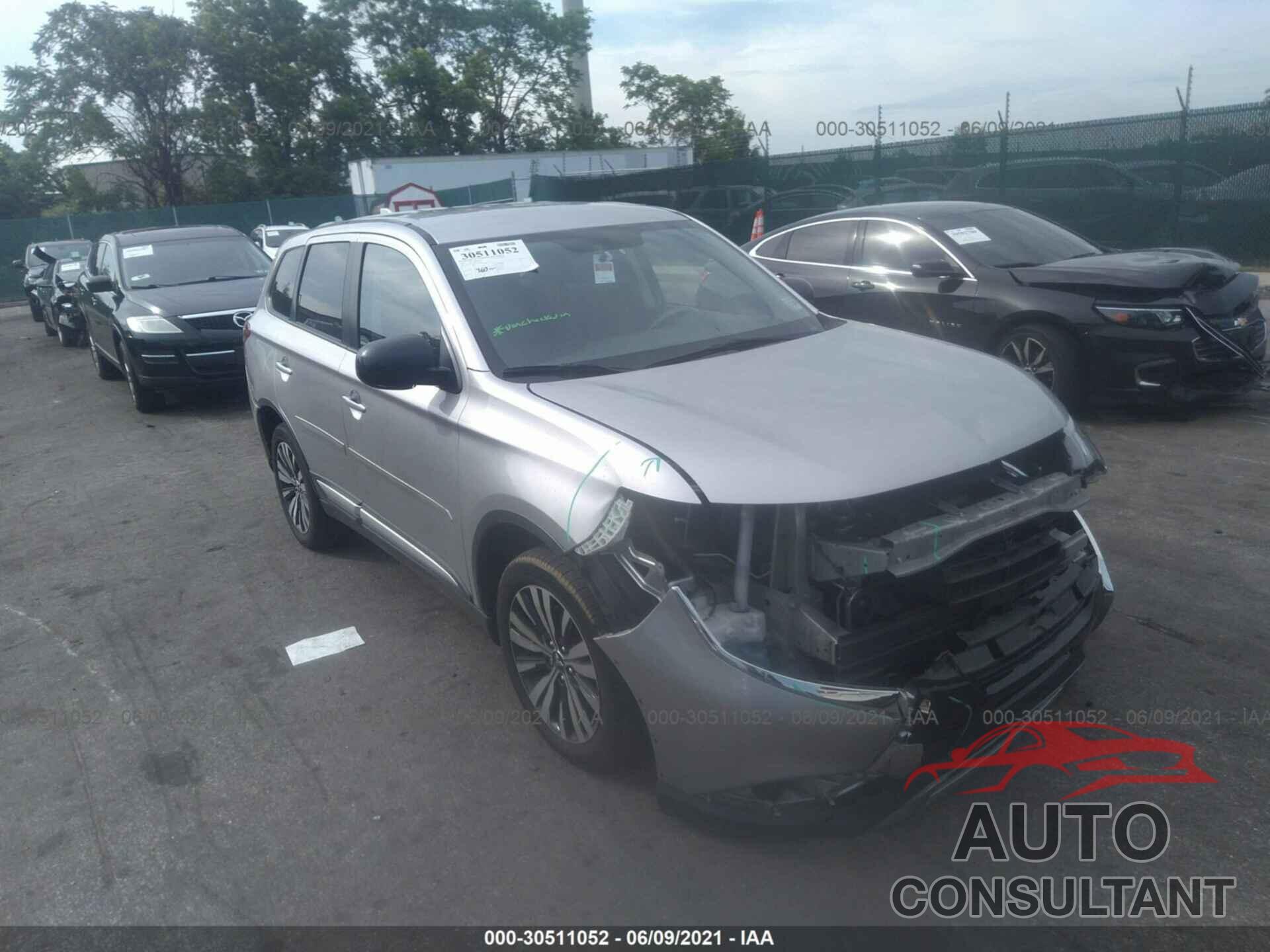 MITSUBISHI OUTLANDER 2019 - JA4AZ3A35KZ013890