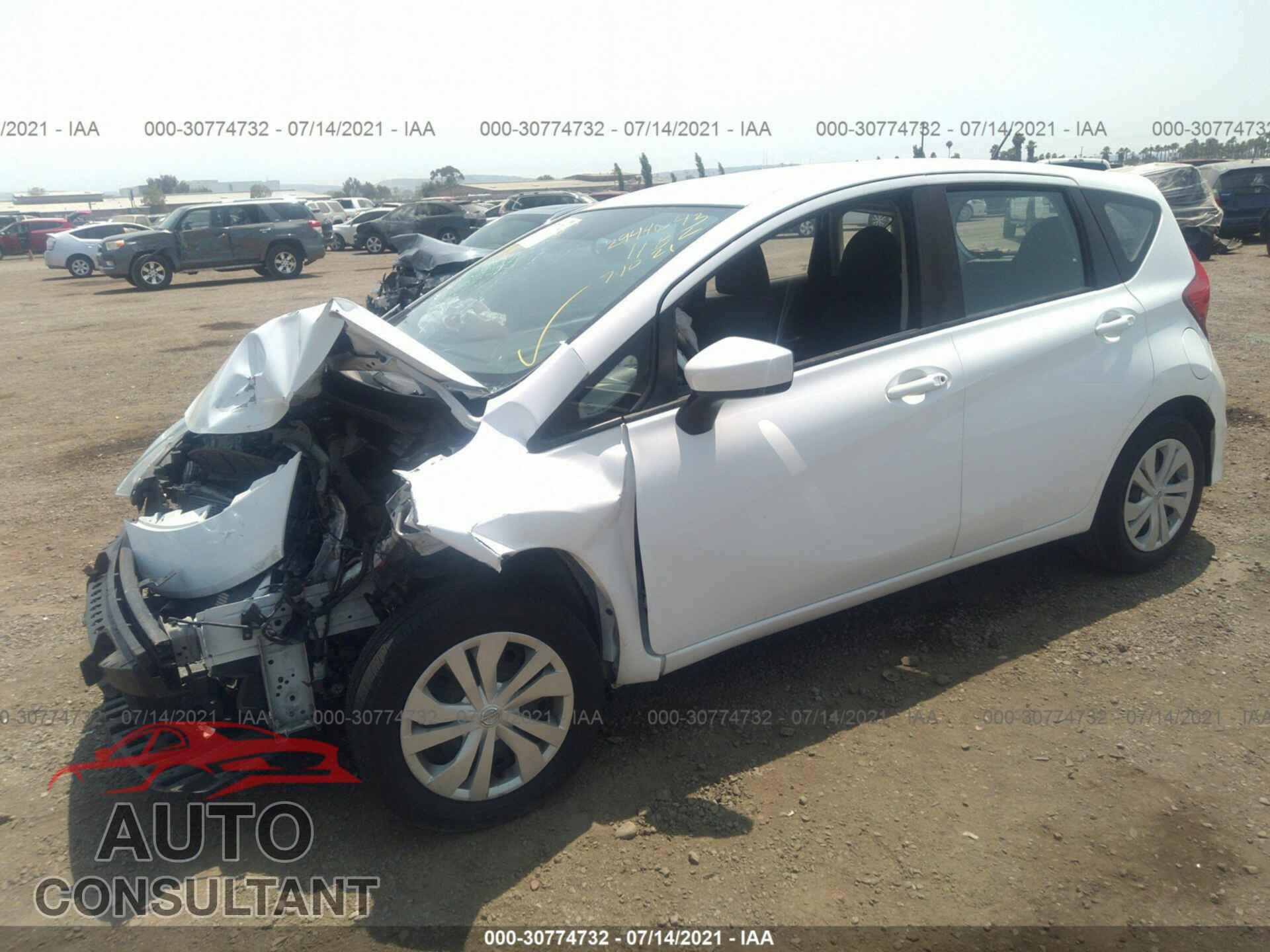 NISSAN VERSA NOTE 2017 - 3N1CE2CP1HL368756