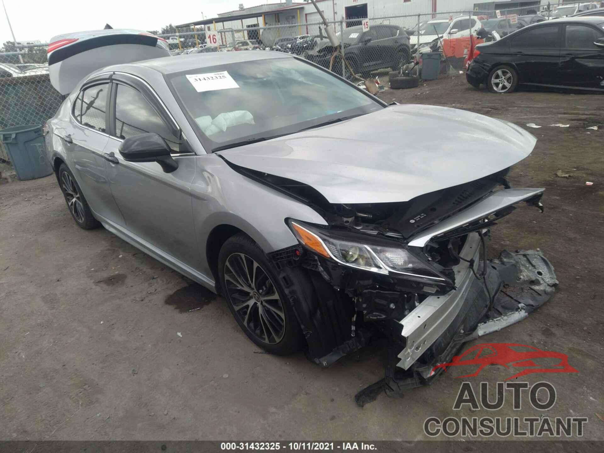 TOYOTA CAMRY 2020 - 4T1G11AK4LU962831