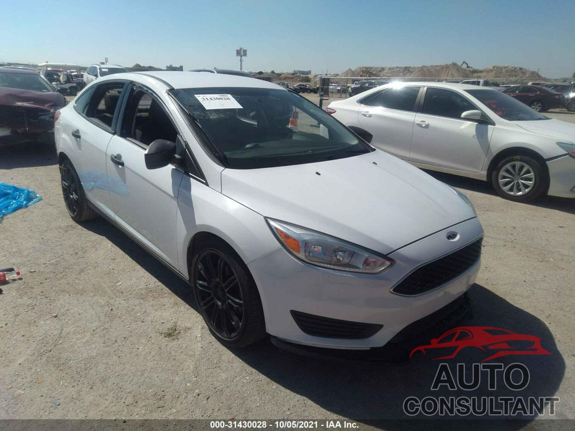 FORD FOCUS 2017 - 1FADP3E23HL204557