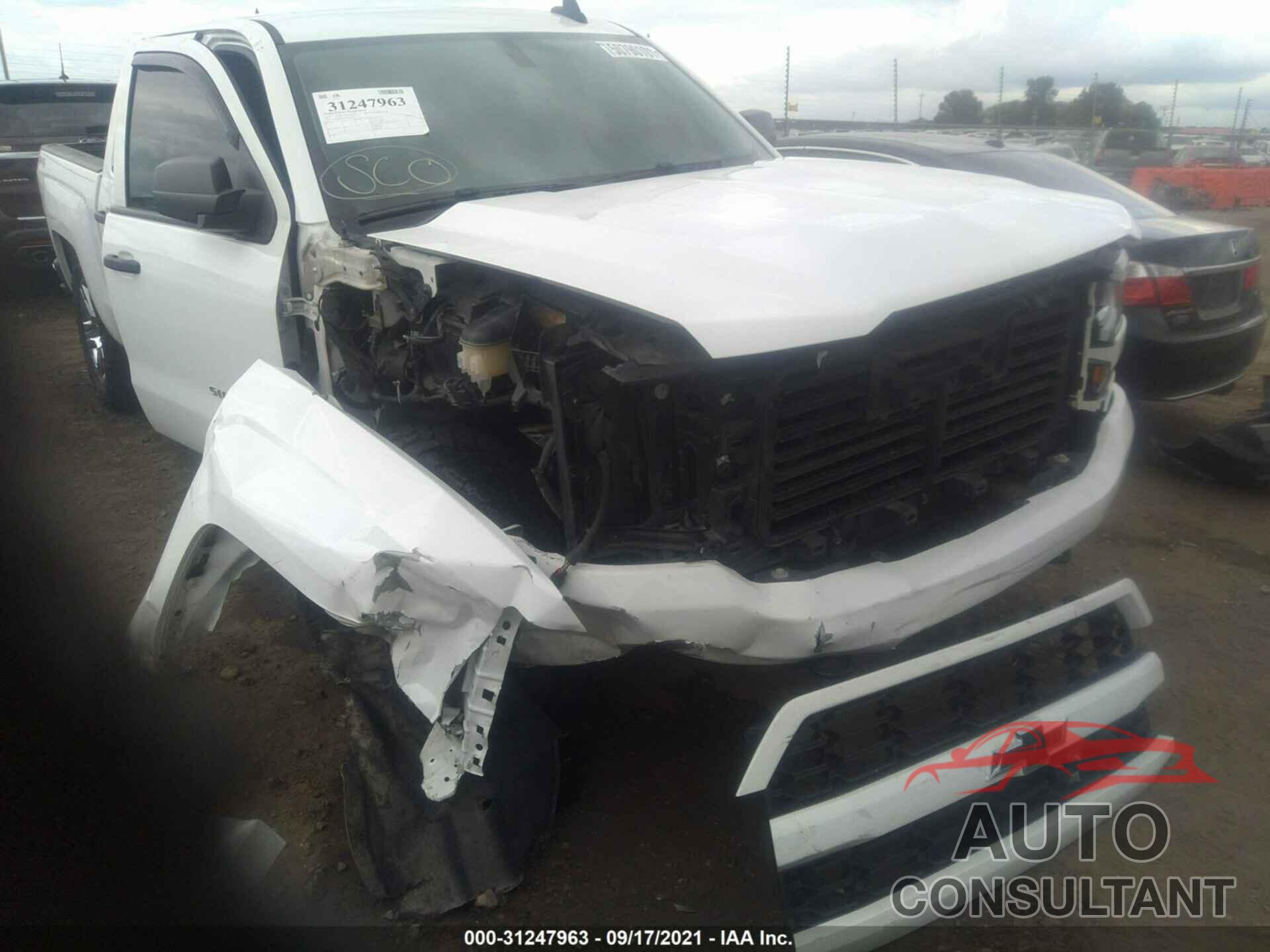 CHEVROLET SILVERADO 1500 2018 - 3GCUKPEC0JG263674