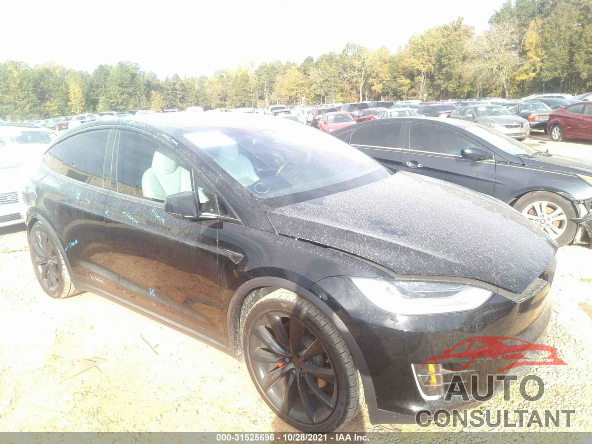 TESLA MODEL X 2020 - 5YJXCBE42LF284766