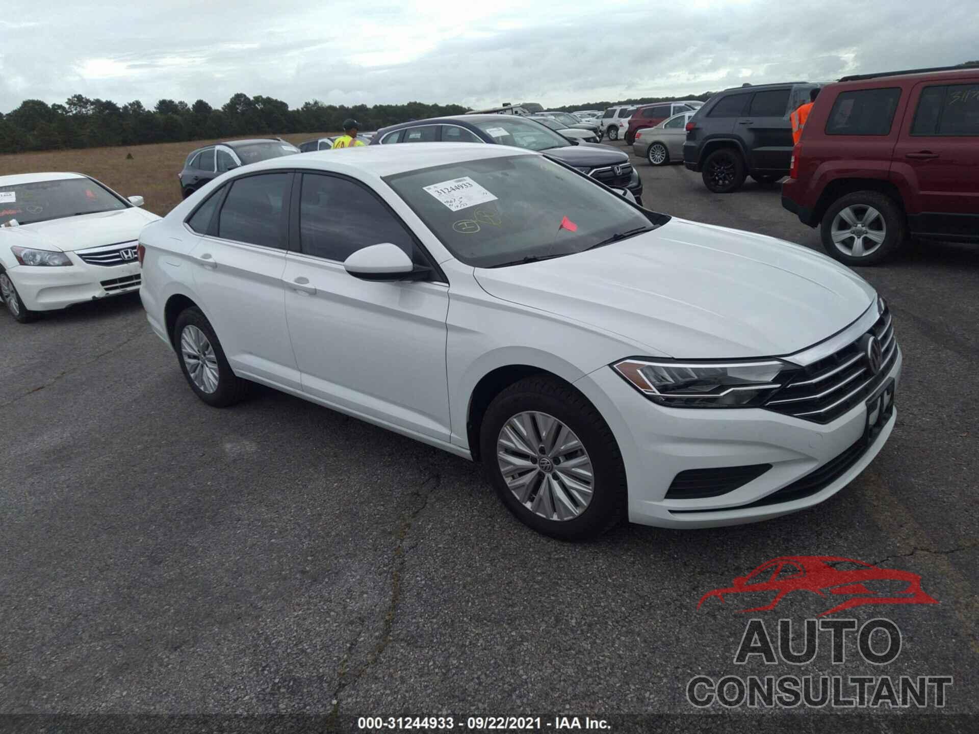 VOLKSWAGEN JETTA 2019 - 3VWC57BU4KM213893