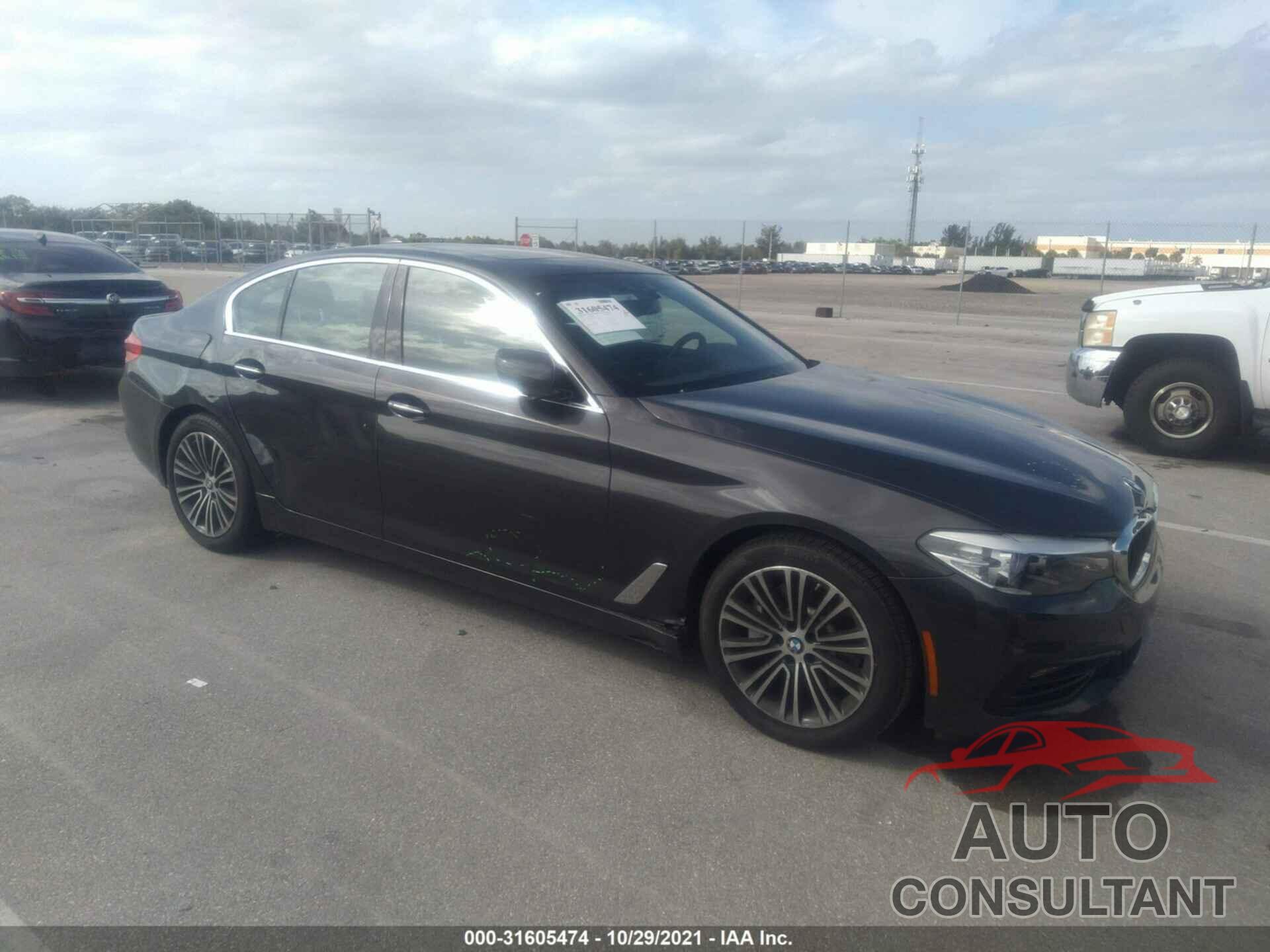 BMW 5 SERIES 2018 - WBAJA7C59JWA71844