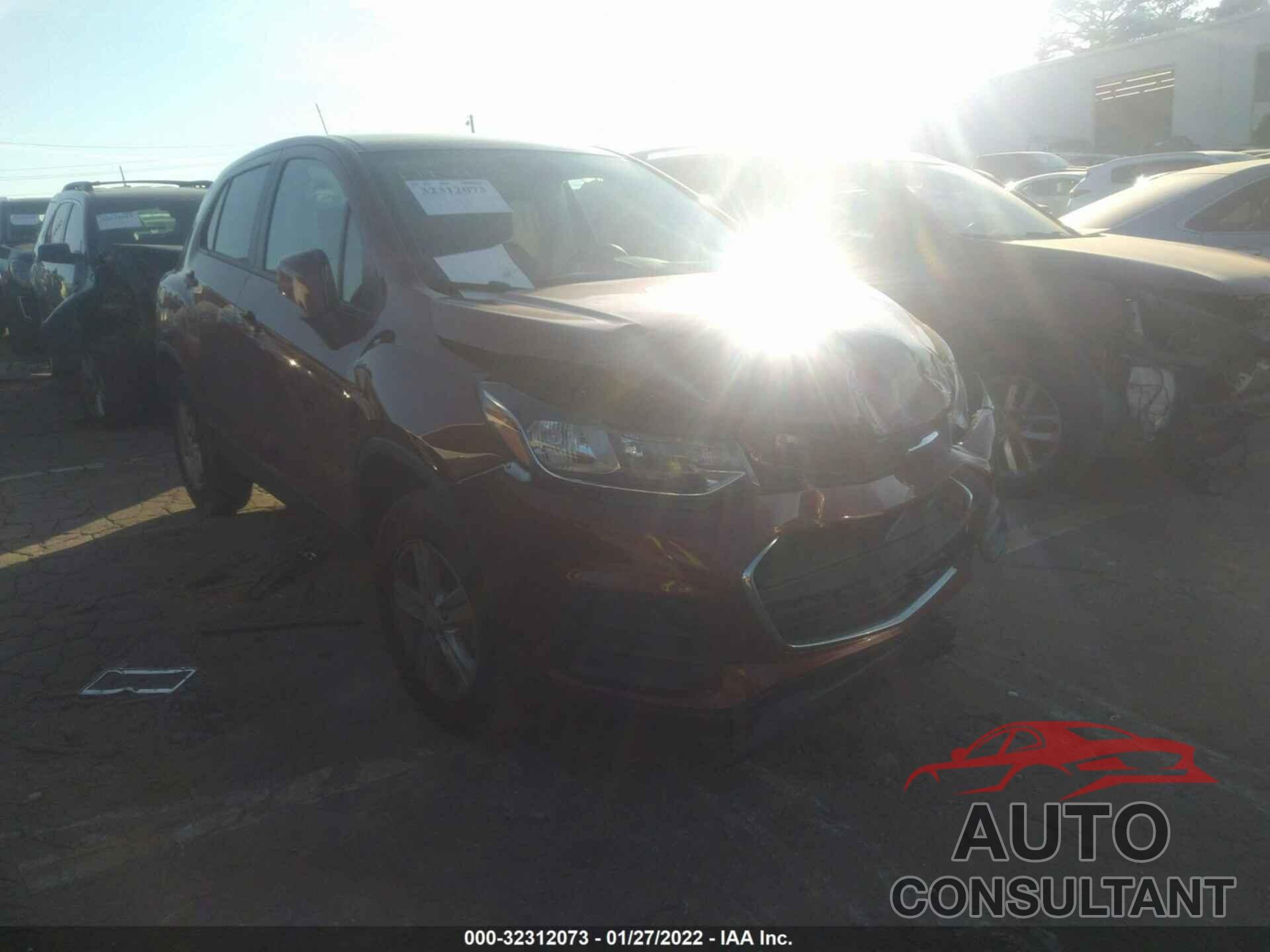 CHEVROLET TRAX 2021 - KL7CJNSM2MB366640