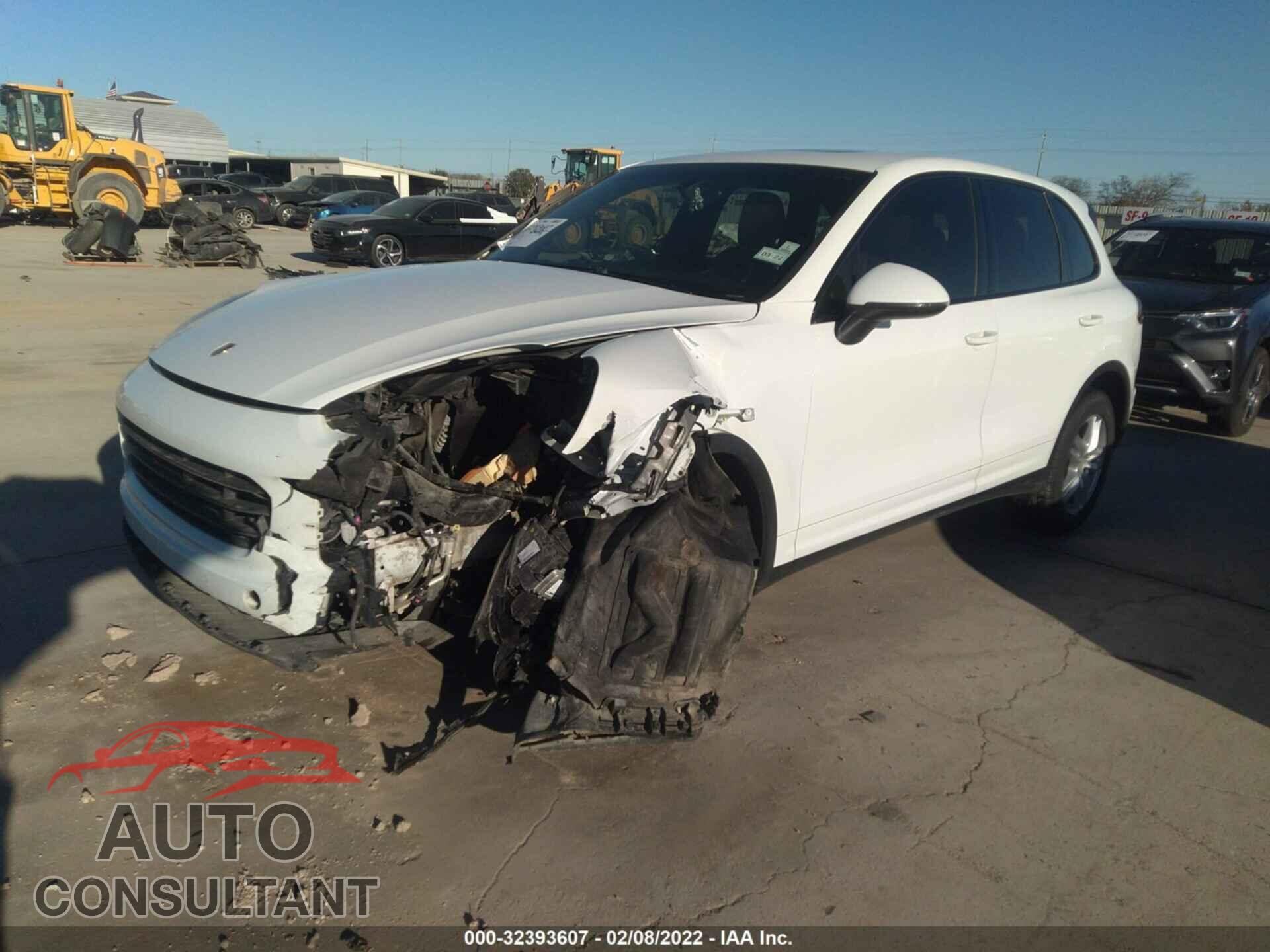 PORSCHE CAYENNE 2016 - WP1AA2A21GLA09665