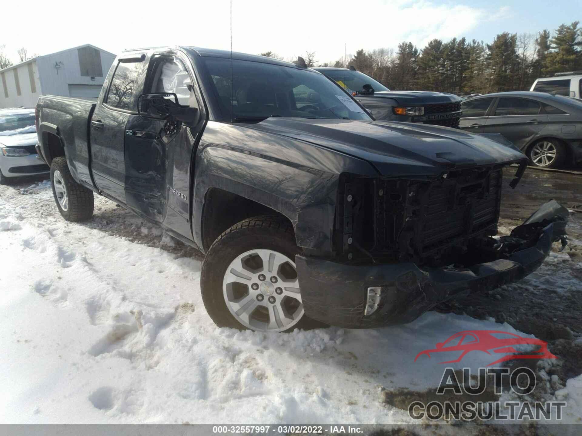 CHEVROLET SILVERADO 1500 2017 - 1GCVKREC0HZ275964