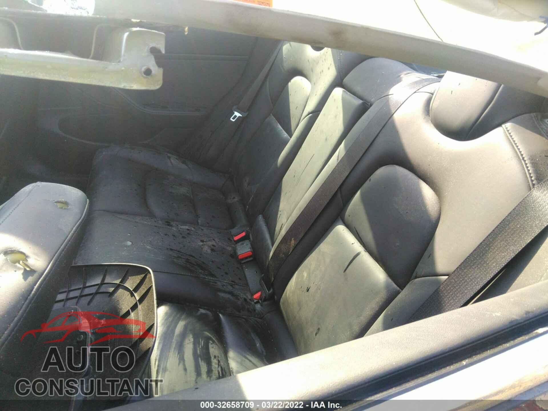 TESLA MODEL 3 2020 - 5YJ3E1EB5LF646543