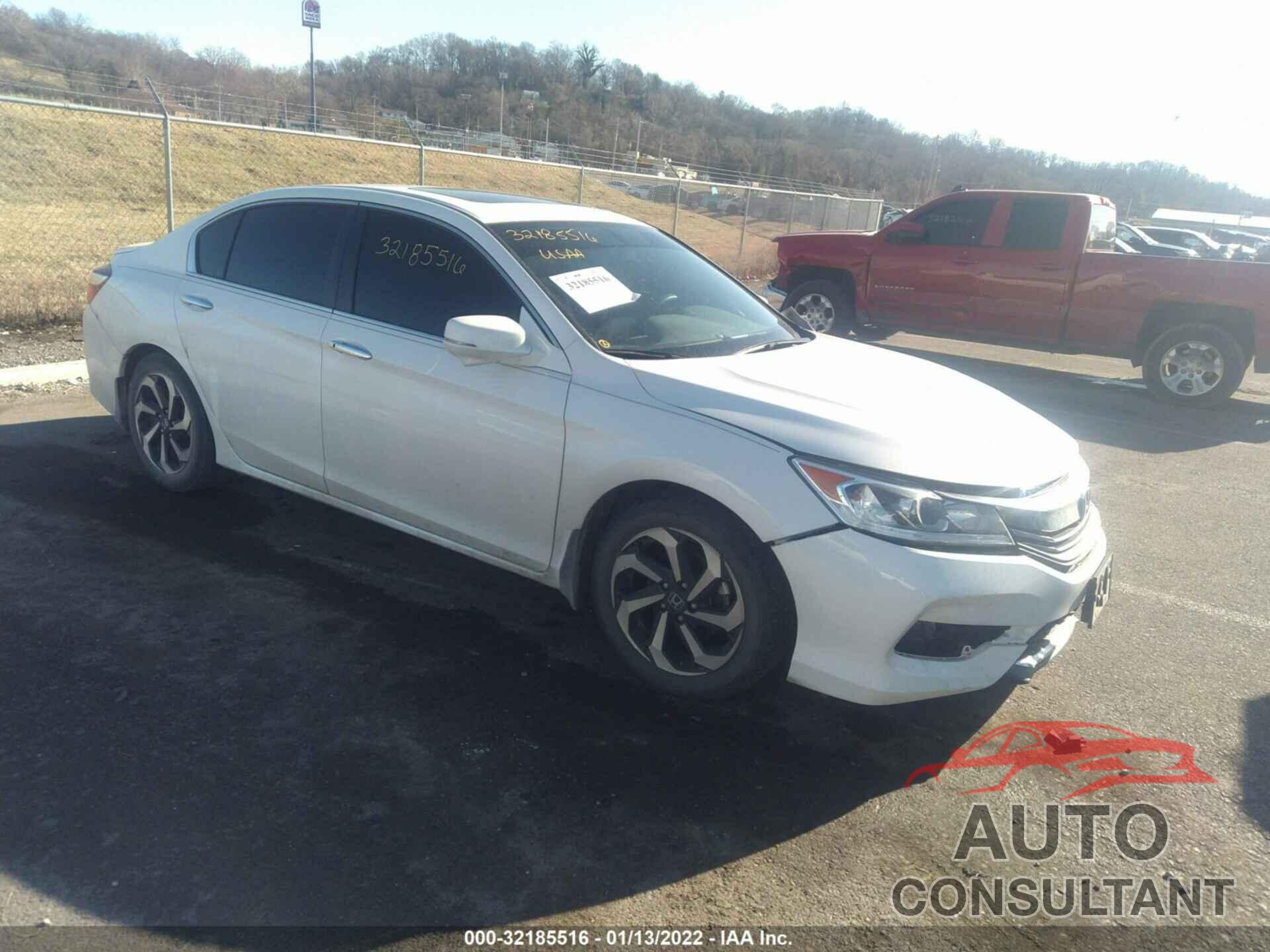 HONDA ACCORD SEDAN 2016 - 1HGCR2F83GA133837