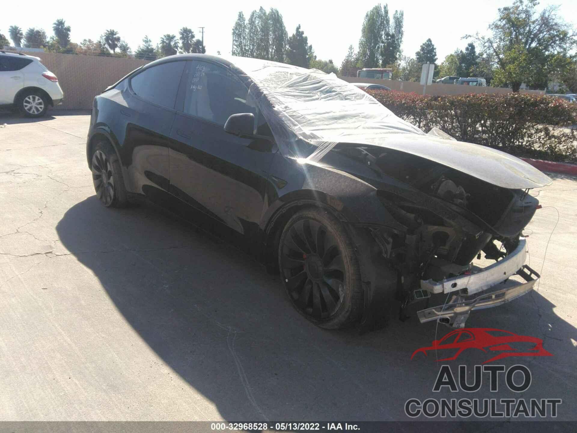 TESLA MODEL Y 2022 - 7SAYGDEF0NF408092