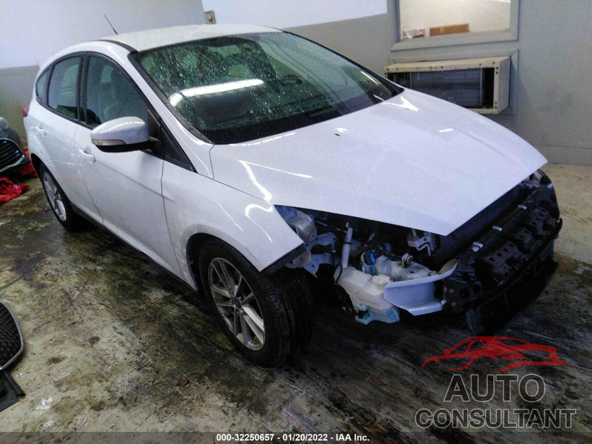 FORD FOCUS 2017 - 1FADP3K24HL209030