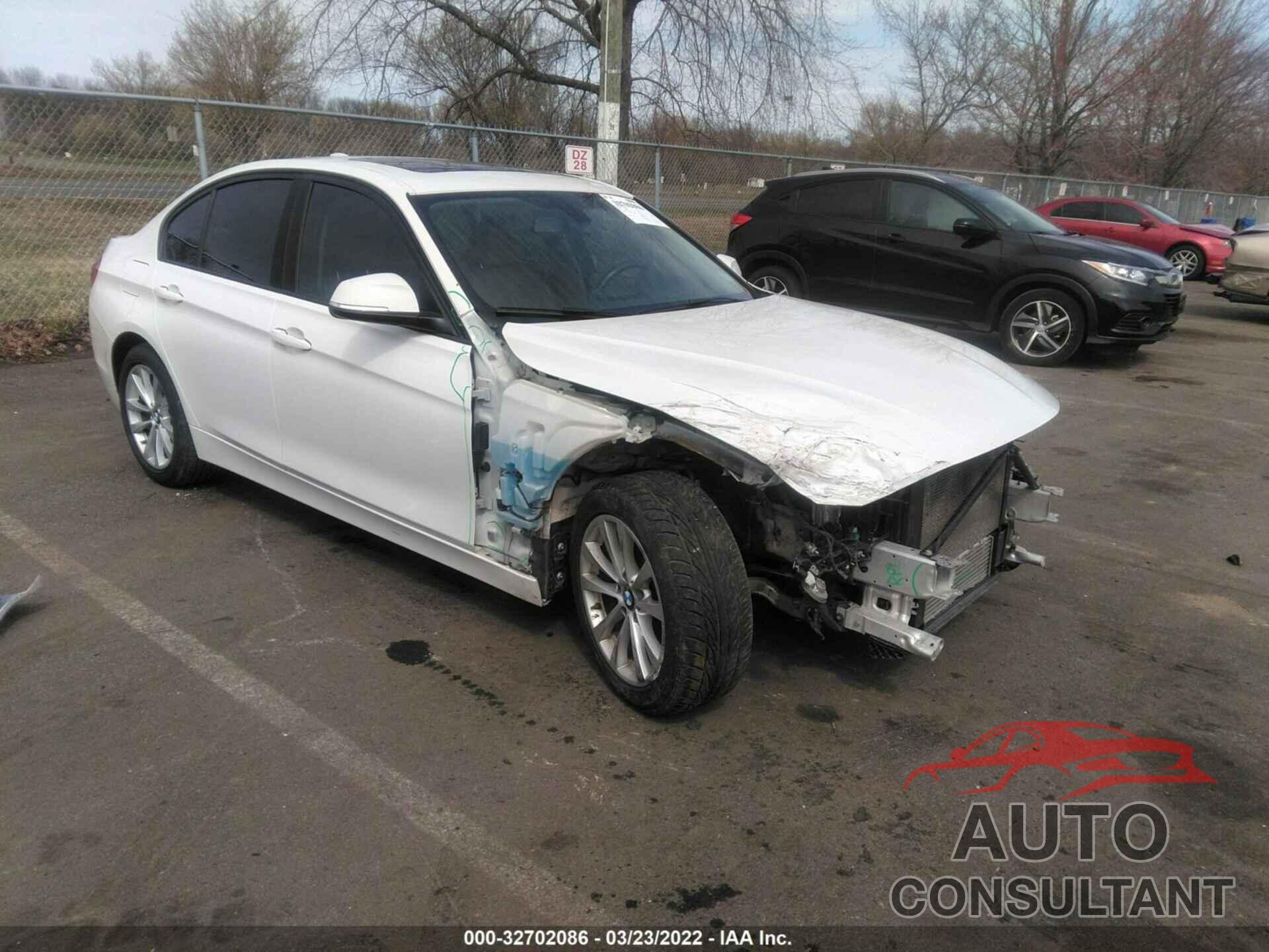 BMW 3 SERIES 2016 - WBA8E5G52GNU21585