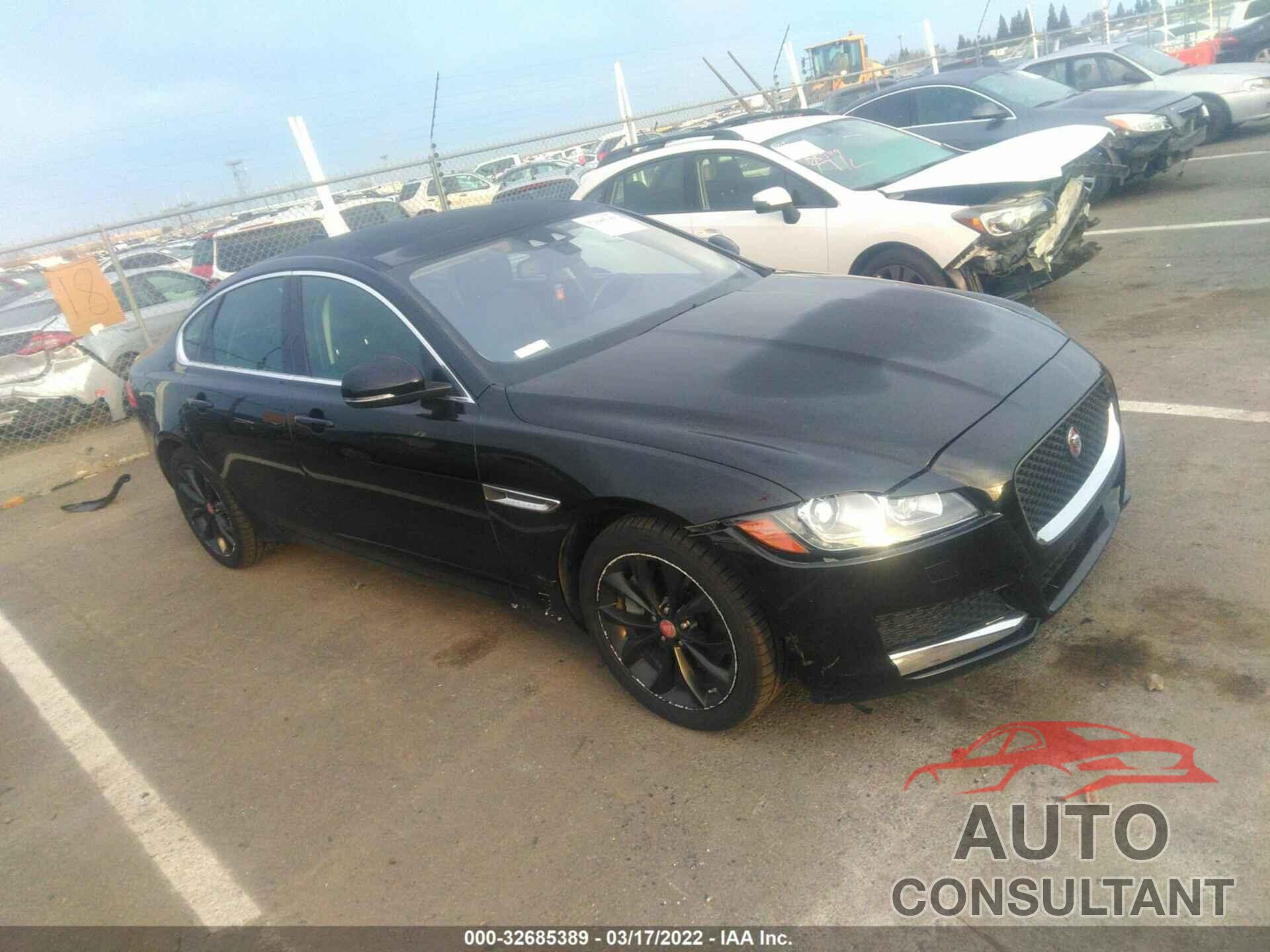 JAGUAR XF 2017 - SAJBD4BN0HCY32477